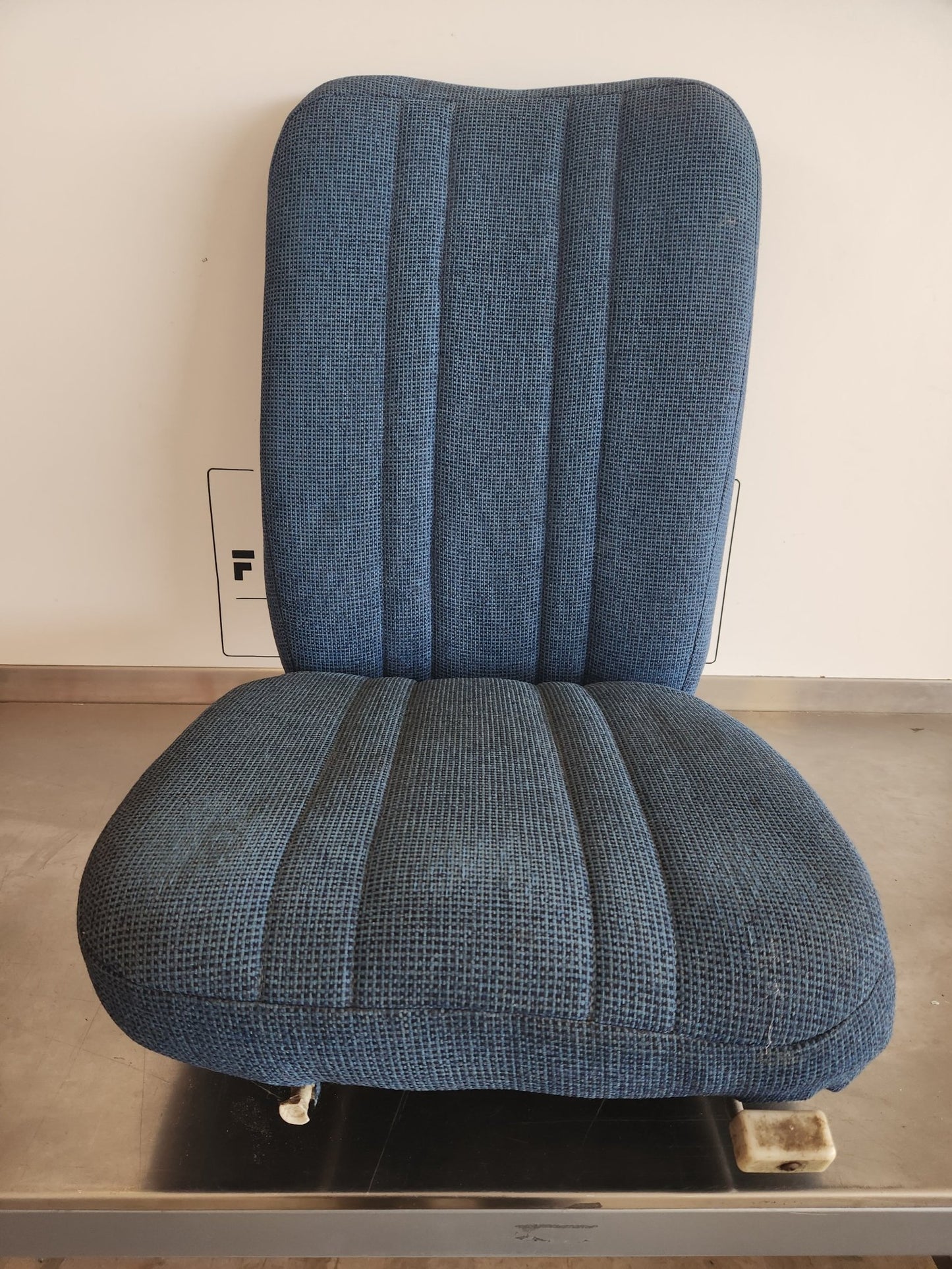 0400118 - 65 Cessna L/H Reclining Seat Assy | FractionAIR Parts - Aircraft Parts & Accessories