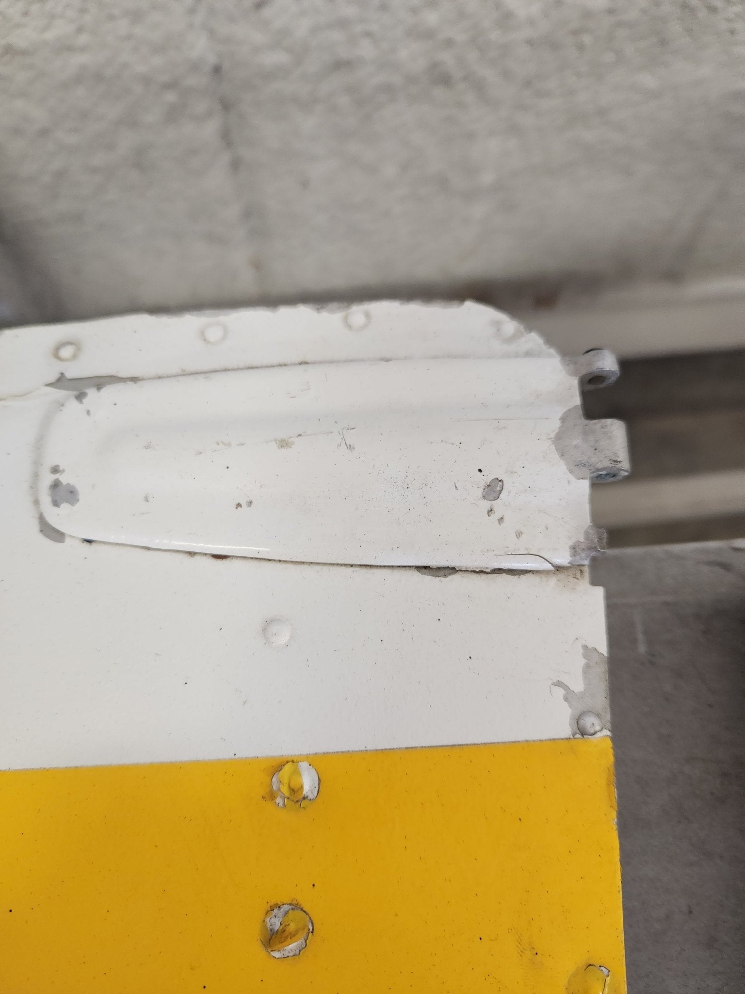 0413033 - 207 Cessna 150L Left Cabin Door | FractionAIR Parts - Aircraft Parts & Accessories