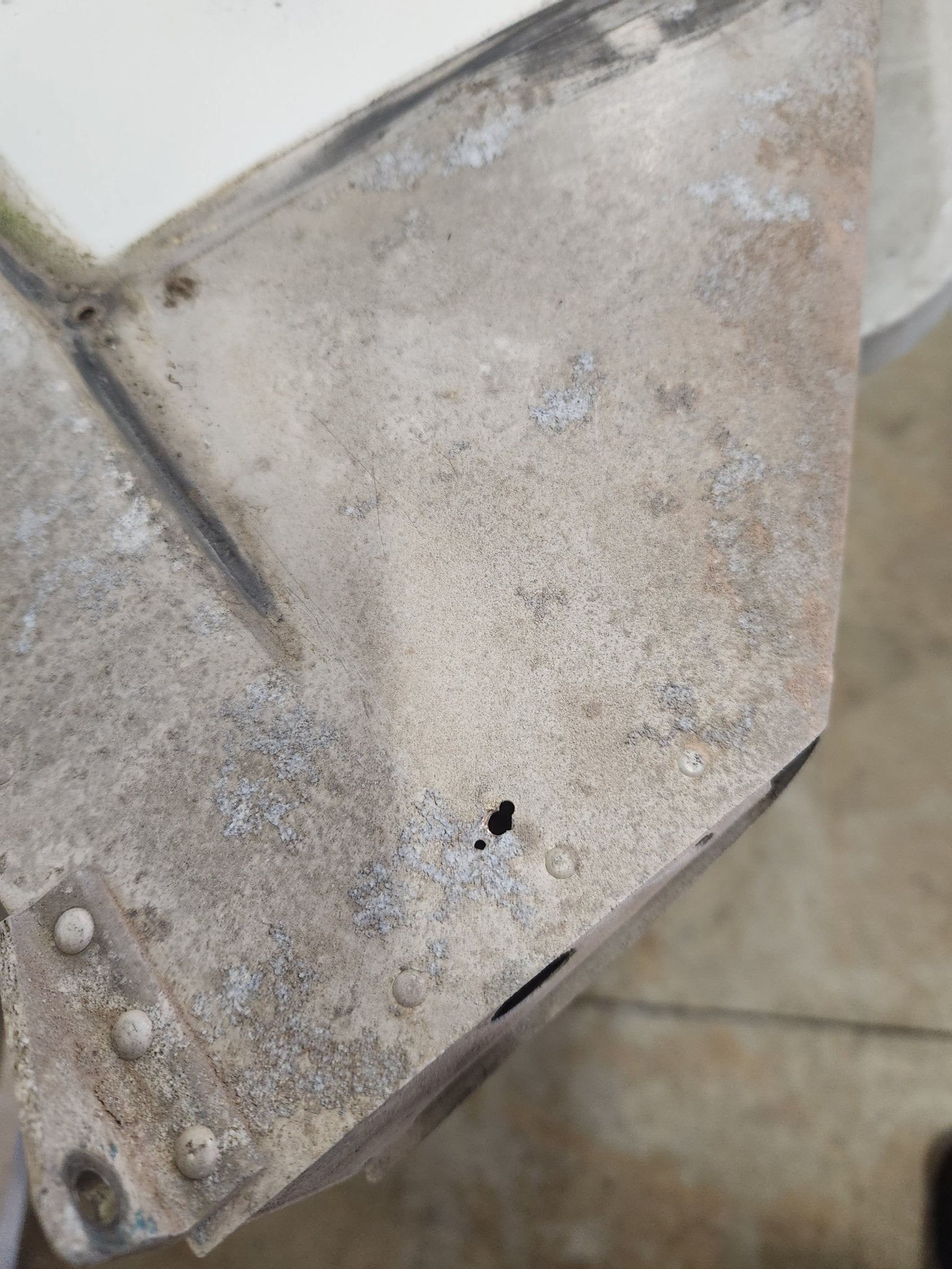 0431004 - 2 Cessna 150F Vertical Stabilizer / Fin Assy | FractionAIR Parts - Aircraft Parts & Accessories