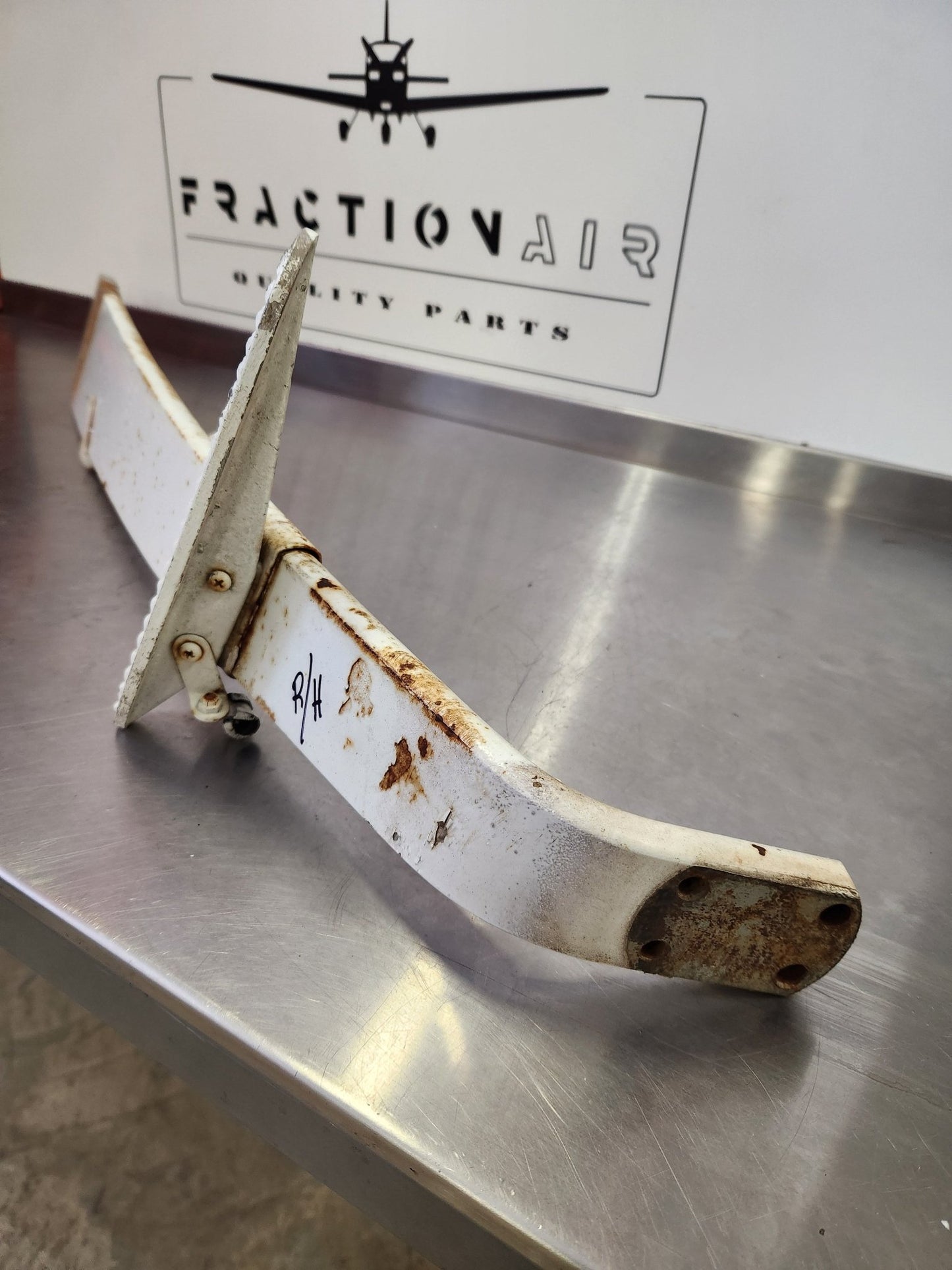 0441186 - 2 Cessna Main landing Gear Spring R/H | FractionAIR Parts - Aircraft Parts & Accessories