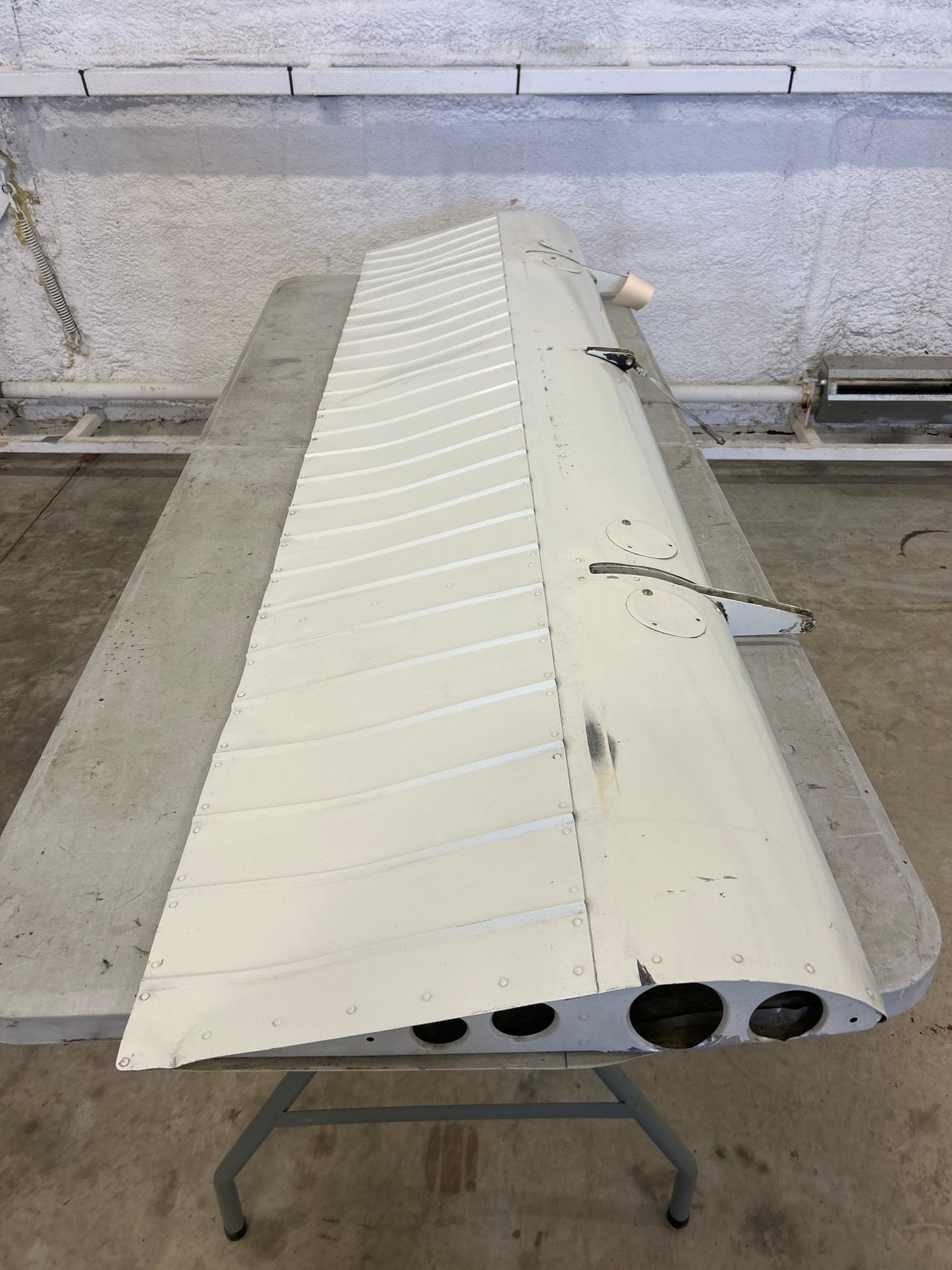 0523901 - 1 Cessna Flap Assy RH | FractionAIR Parts - Aircraft Parts & Accessories