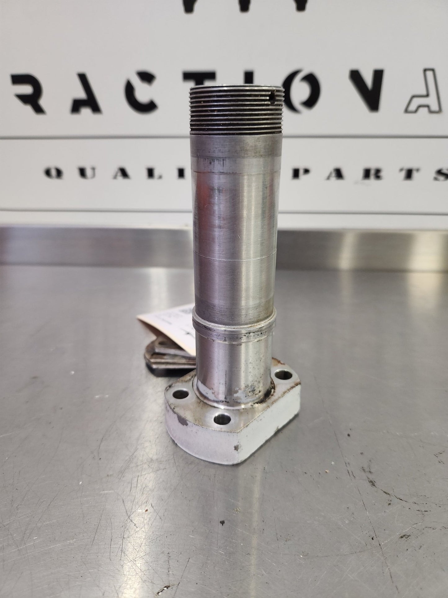 0541124 Cessna Axle - Main Landing Gear w/ Shim | FractionAIR Parts - Aircraft Parts & Accessories