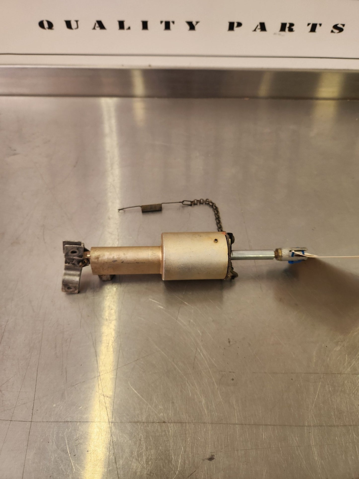 0541138 - 19 Cessna Brake Master Cylinder | FractionAIR Parts - Aircraft Parts & Accessories