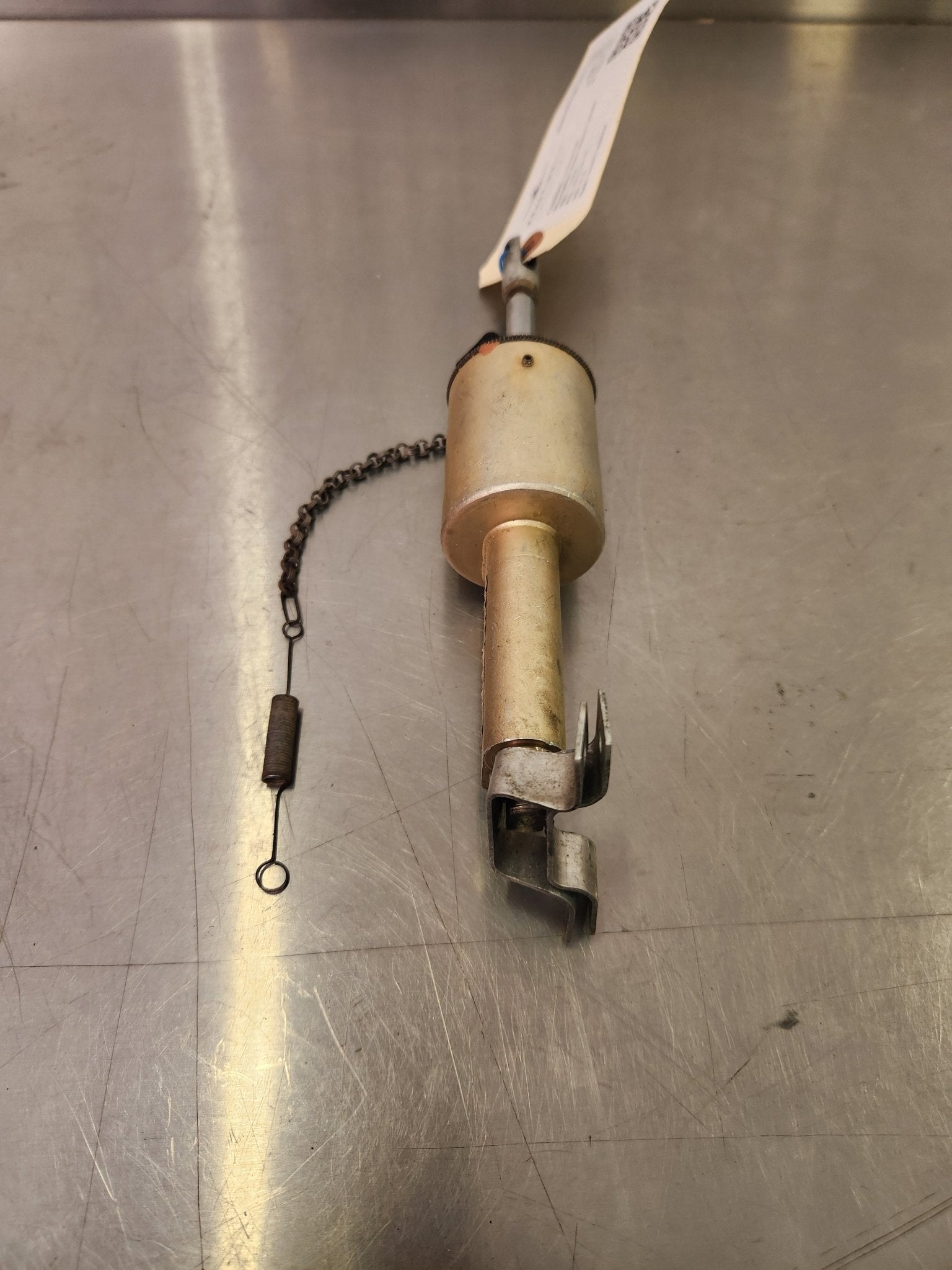 0541138 - 19 Cessna Brake Master Cylinder | FractionAIR Parts - Aircraft Parts & Accessories