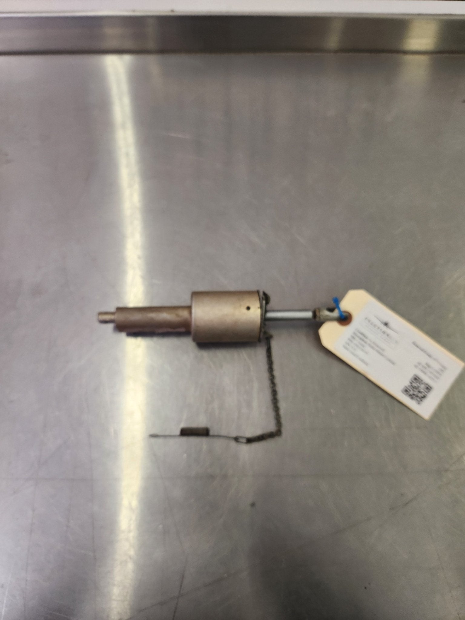 0541138 - 19 Cessna Brake Master Cylinder | FractionAIR Parts - Aircraft Parts & Accessories