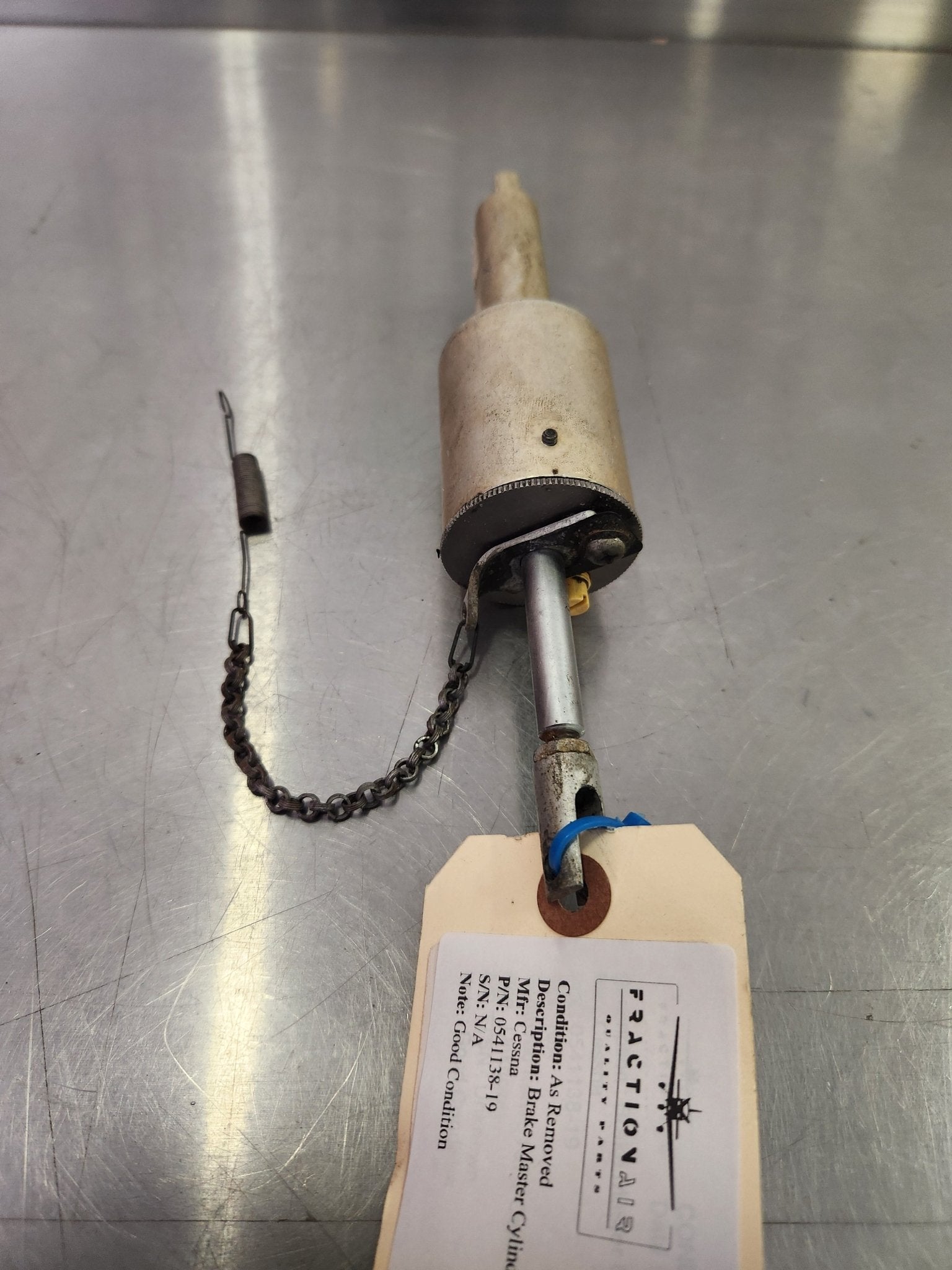 0541138 - 19 Cessna Brake Master Cylinder | FractionAIR Parts - Aircraft Parts & Accessories
