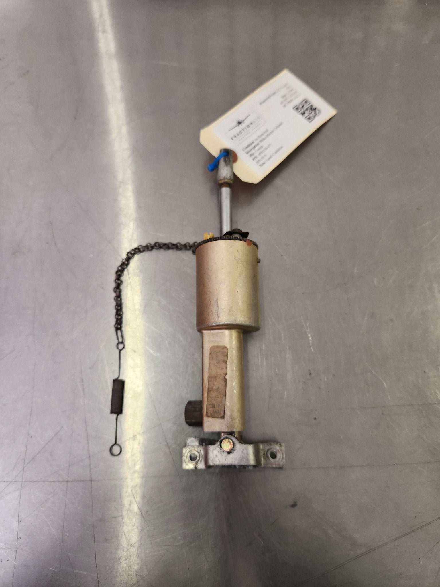 0541138 - 19 Cessna Brake Master Cylinder | FractionAIR Parts - Aircraft Parts & Accessories