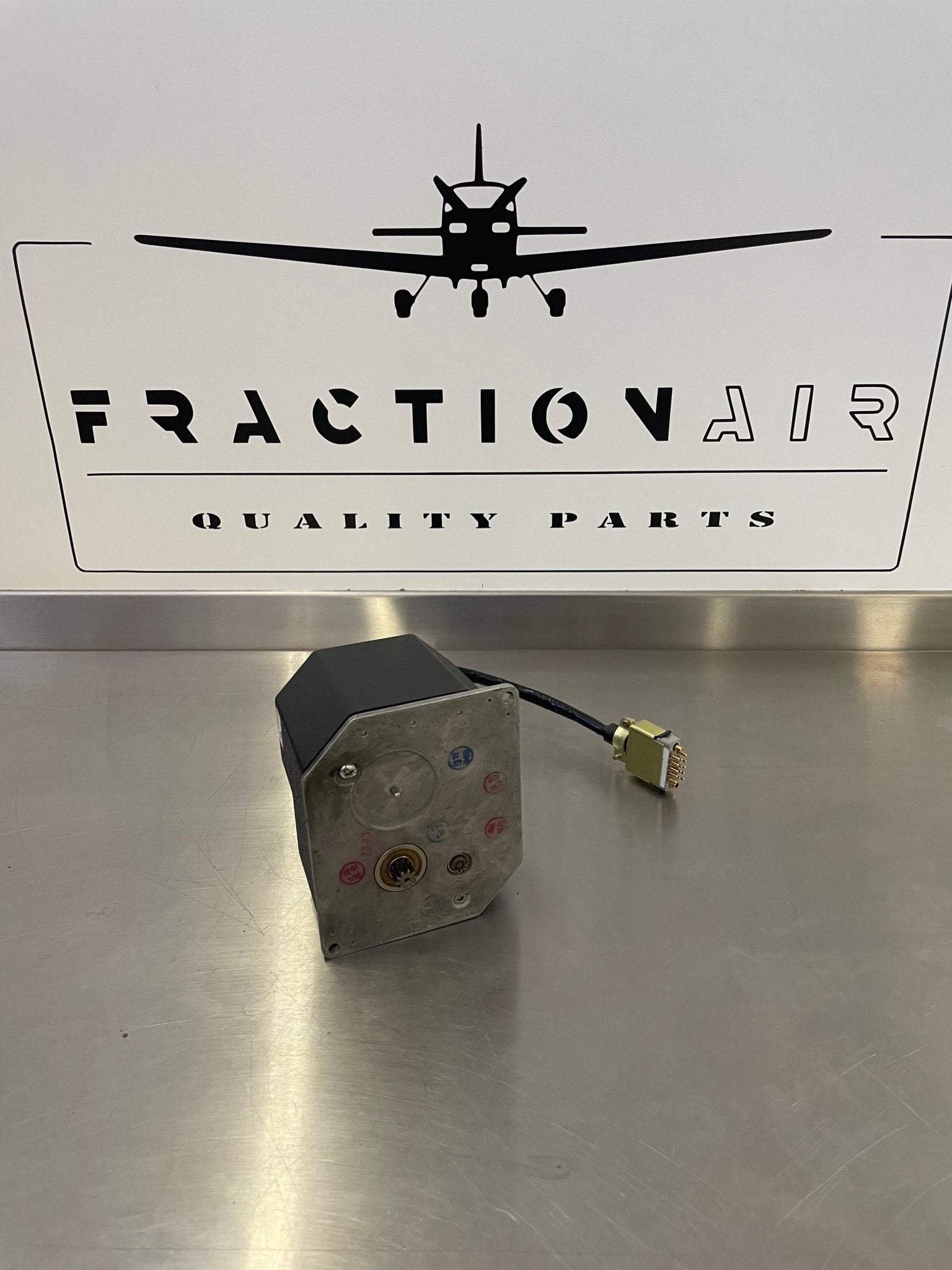 065 - 00178 - 2200 BENDIX/KING KS 270C PITCH SERVO | FractionAIR Parts - Aircraft Parts & Accessories