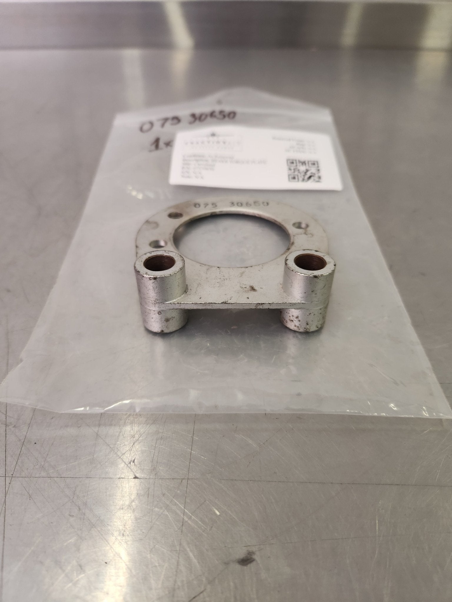 07530650 Cleveland BRAKE TORQUE PLATE | FractionAIR Parts - Aircraft Parts & Accessories