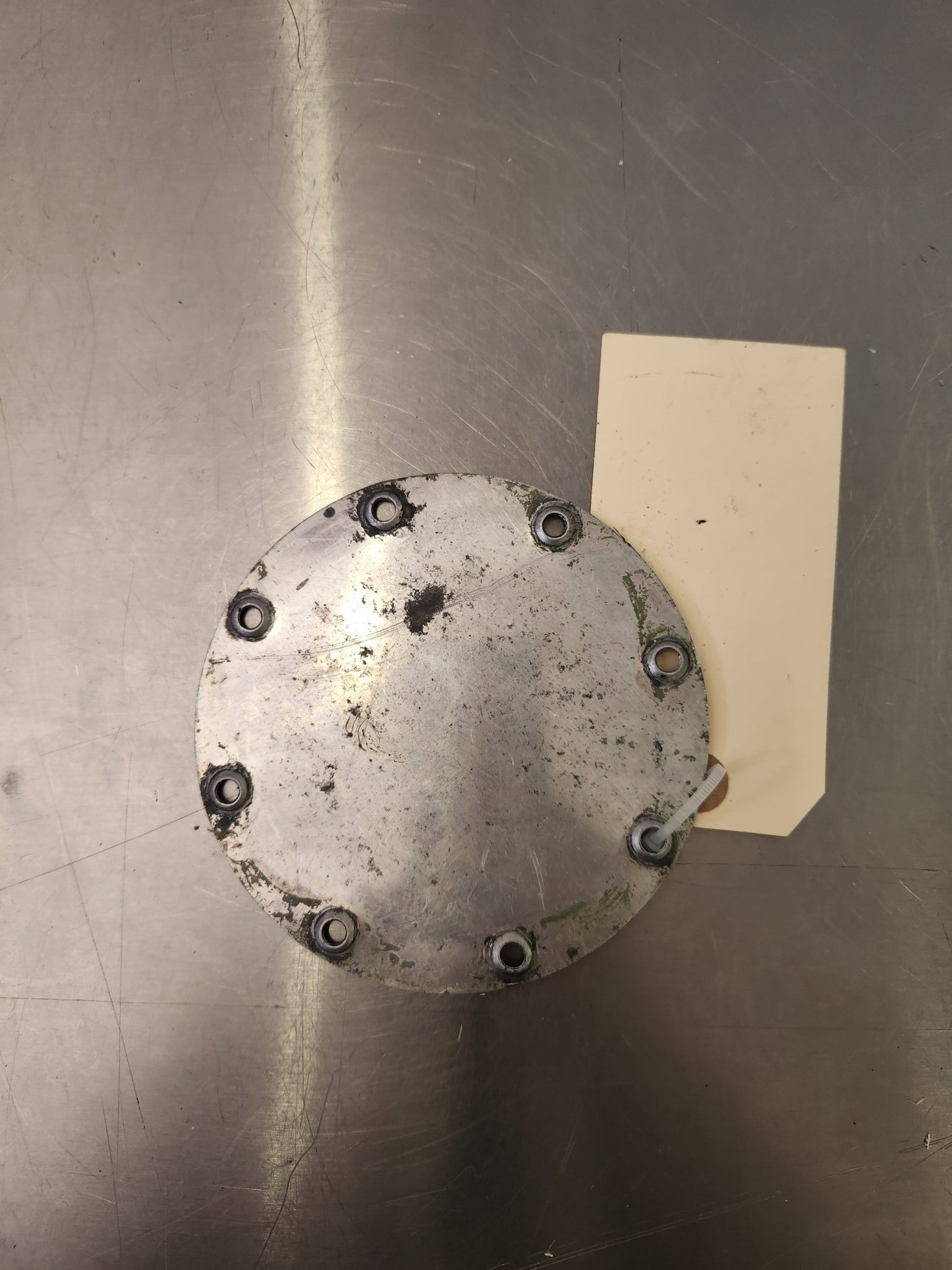 0822275 - 85 Cessna COVER PLATE - WHEEL WELL | FractionAIR Parts - Aircraft Parts & Accessories