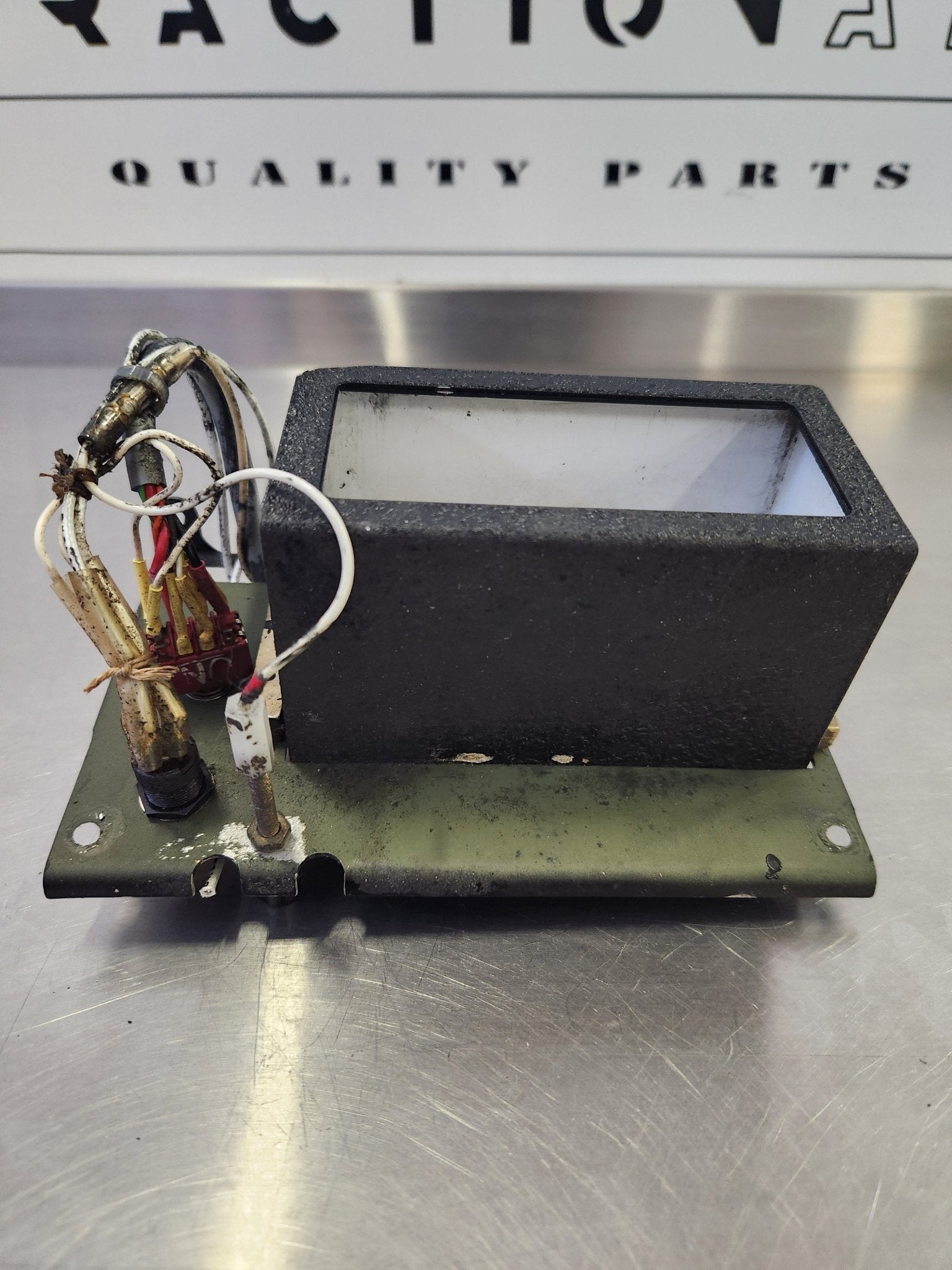 0850458 - 12 Cessna CONTROL BOX ASSY - PROPELLER SYNCHRONIZER | FractionAIR Parts - Aircraft Parts & Accessories