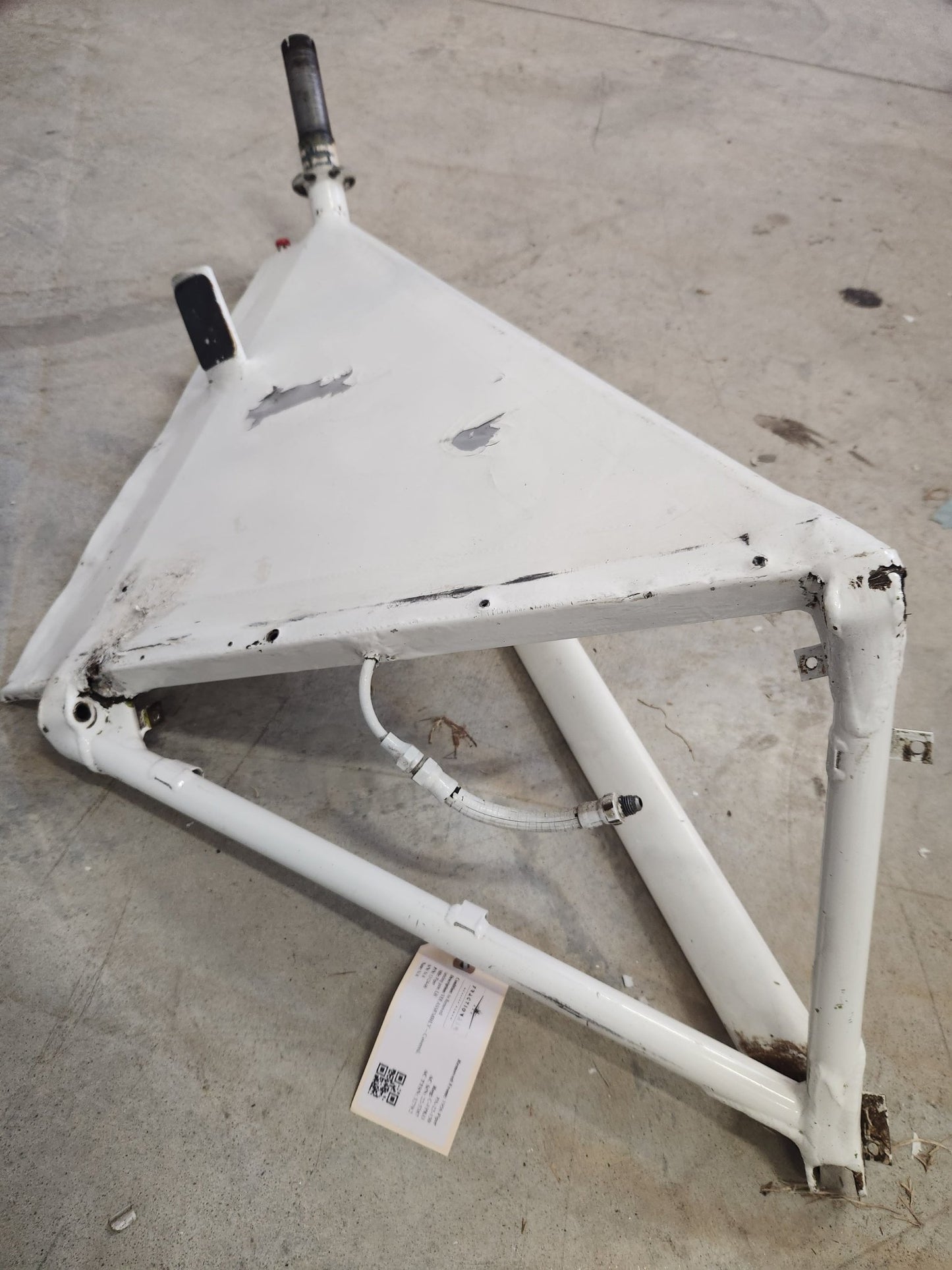 13124 - 00 Piper VEE ASSEMBLY – Covered, landing gear, LH | FractionAIR Parts - Aircraft Parts & Accessories