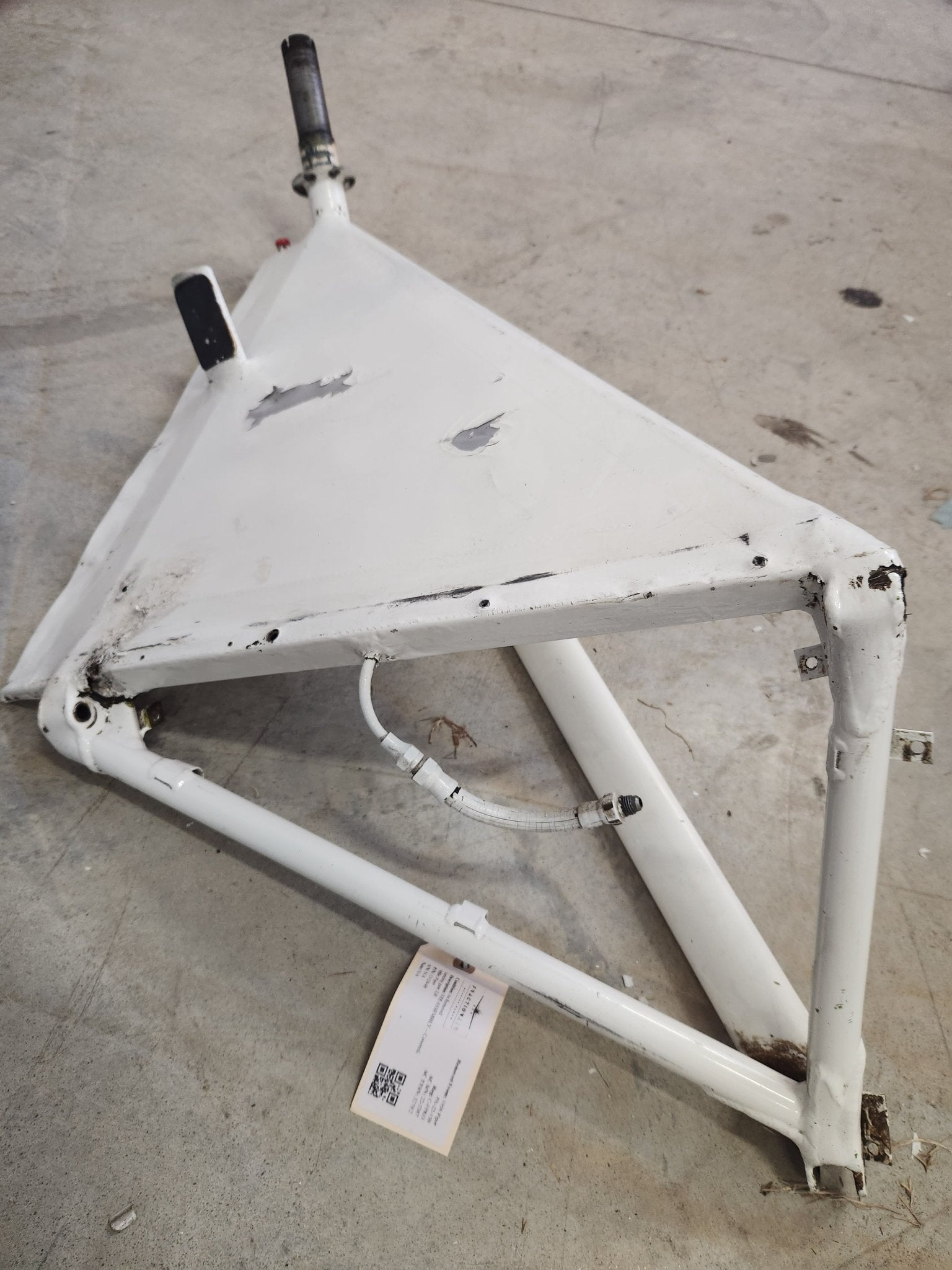 13124 - 00 Piper VEE ASSEMBLY – Covered, landing gear, LH | FractionAIR Parts - Aircraft Parts & Accessories