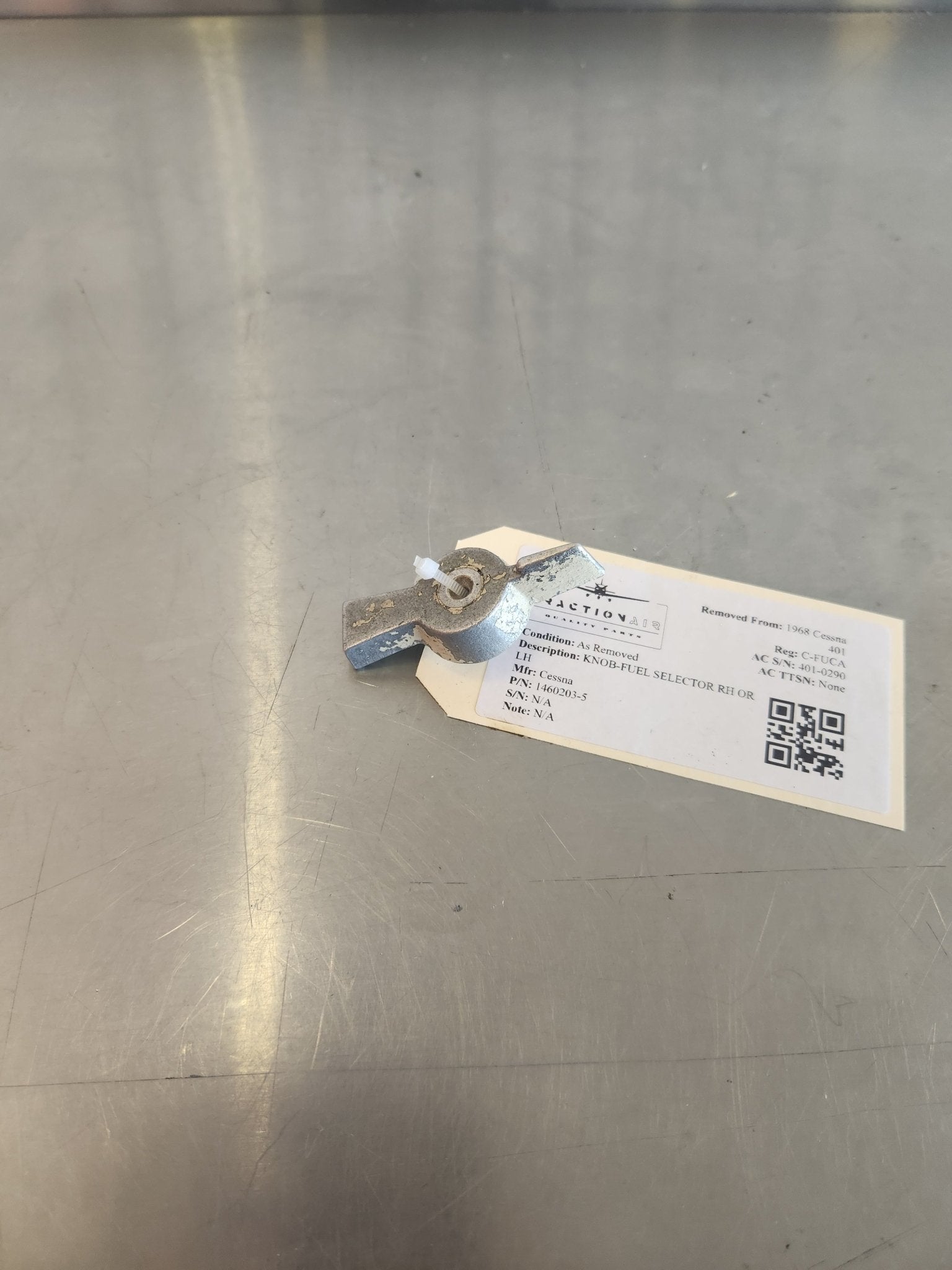 1460203 - 5 Cessna KNOB - FUEL SELECTOR RH OR LH | FractionAIR Parts - Aircraft Parts & Accessories