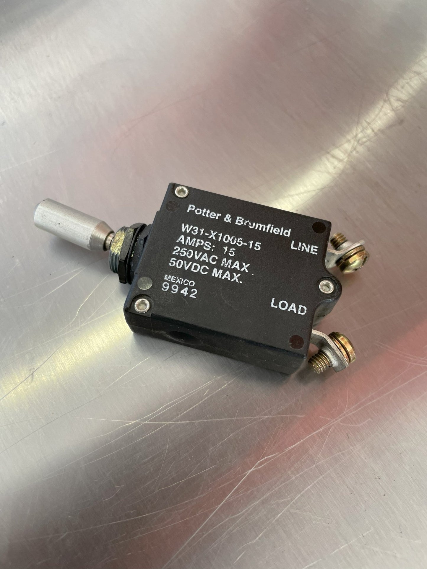 15 AMP TOGGLE SWITCH W31 - X1005 - 15 | FractionAIR Parts - Aircraft Parts & Accessories
