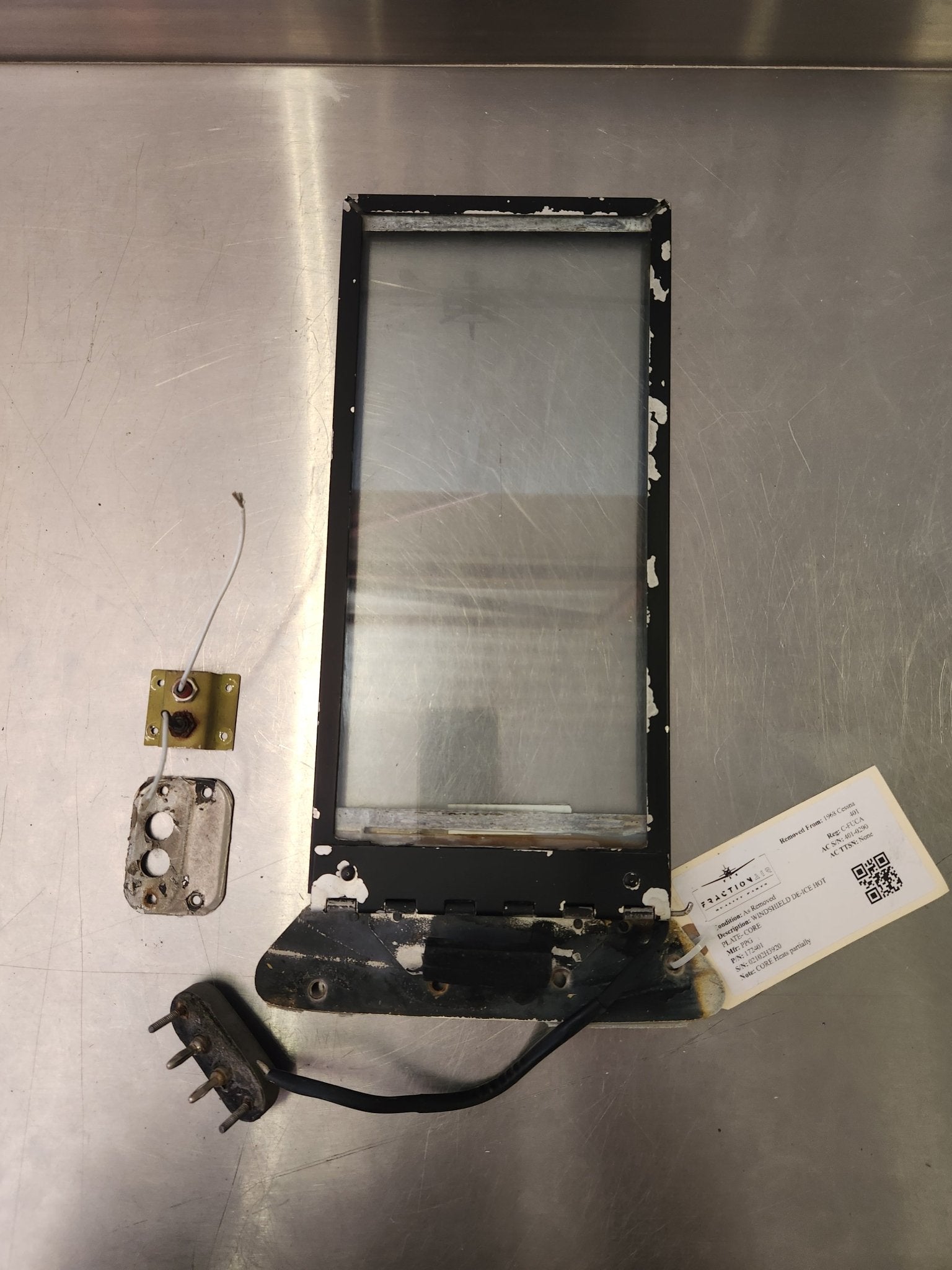 172401 PPG WINDSHIELD DE - ICE HOT PLATE - CORE 16 - 0019 | FractionAIR Parts - Aircraft Parts & Accessories