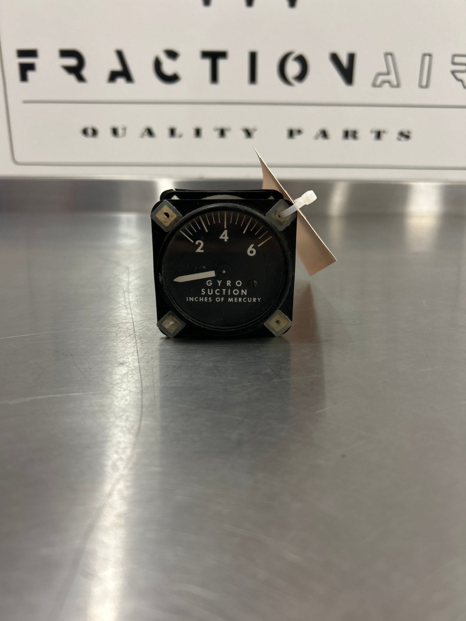 1G10 - 1 1966 Piper Cherokee 140 Succion Gauge 550 - 545 | FractionAIR Parts - Aircraft Parts & Accessories