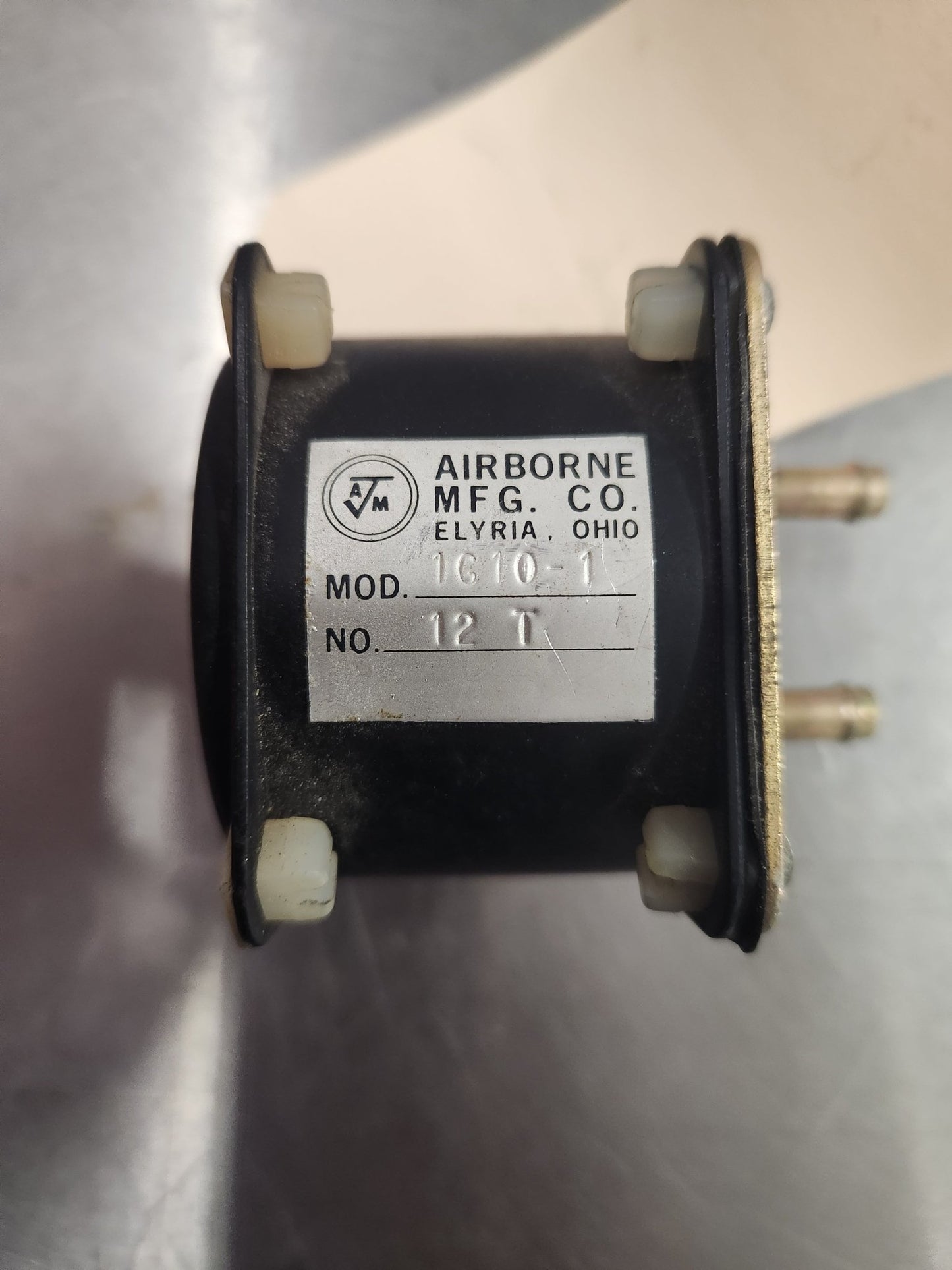 1G10 - 1 Airborne MFG CO. Succion Gauge 550 - 545 | FractionAIR Parts - Aircraft Parts & Accessories