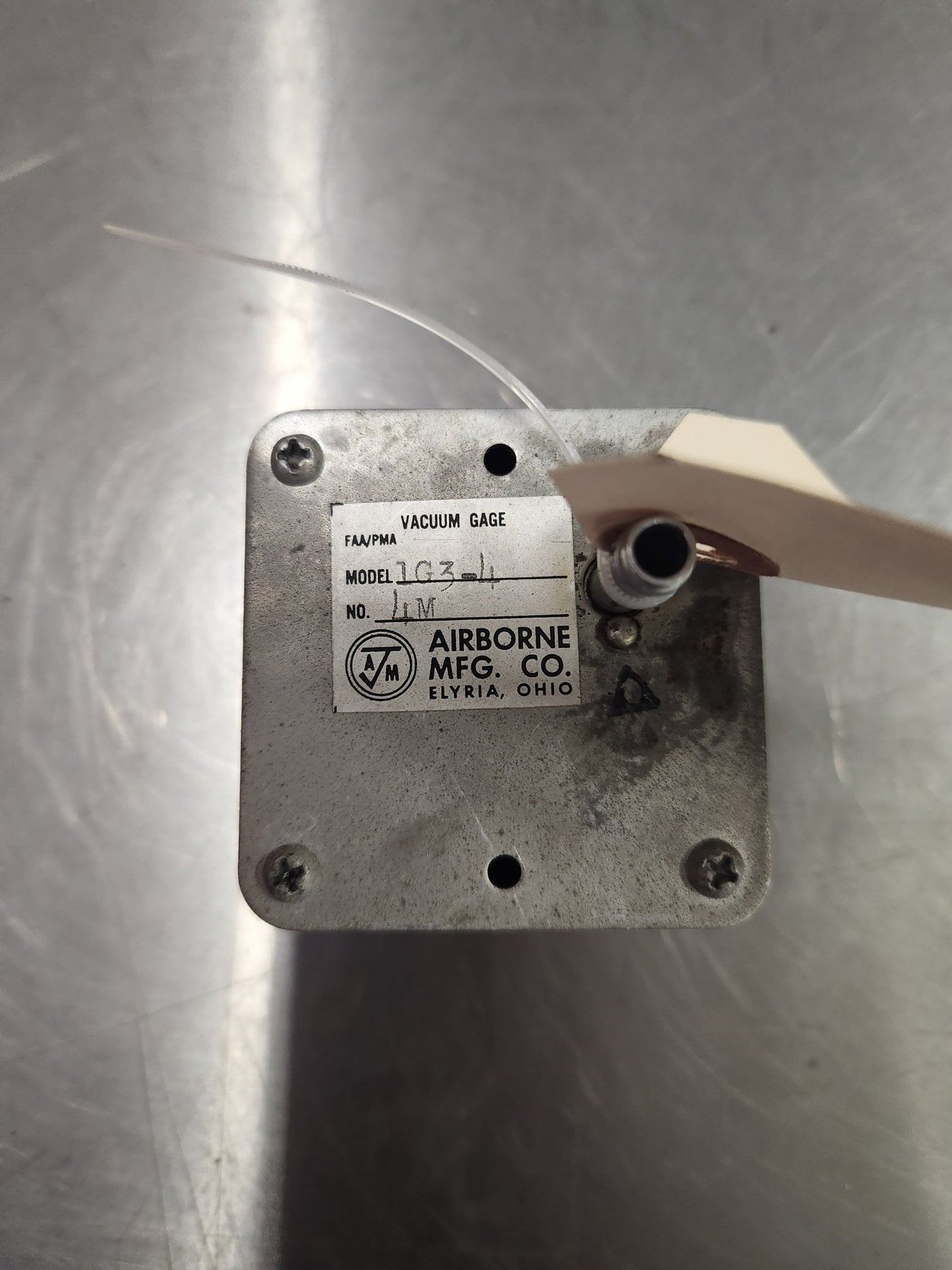 1G3 - 4 Airborne MFG. Co. Vacuum Gauge | FractionAIR Parts - Aircraft Parts & Accessories