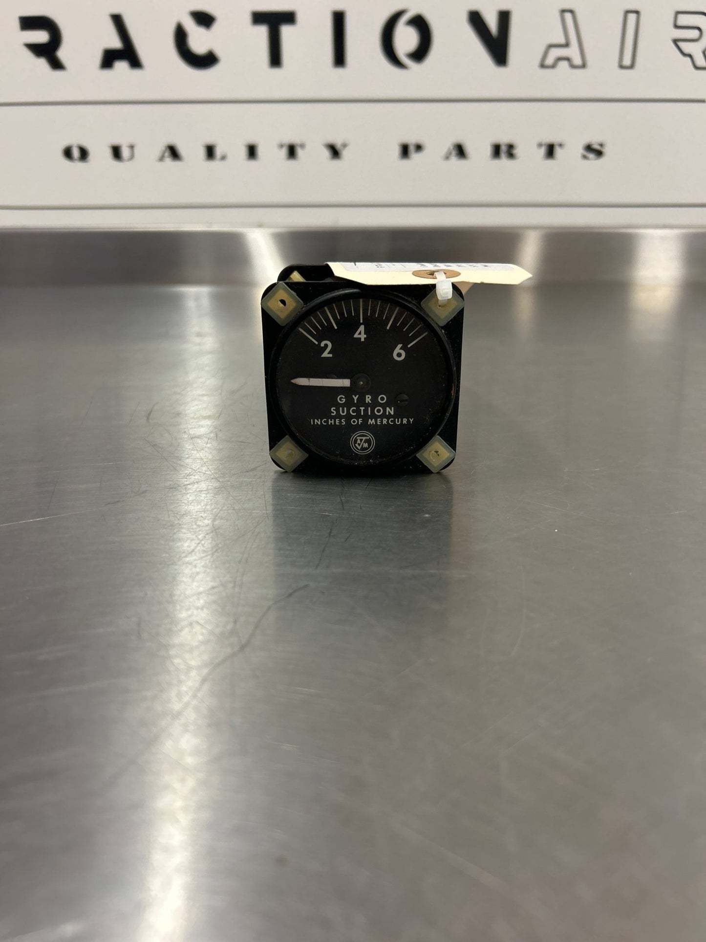 1G3 - 4 Succion Gauge | FractionAIR Parts - Aircraft Parts & Accessories