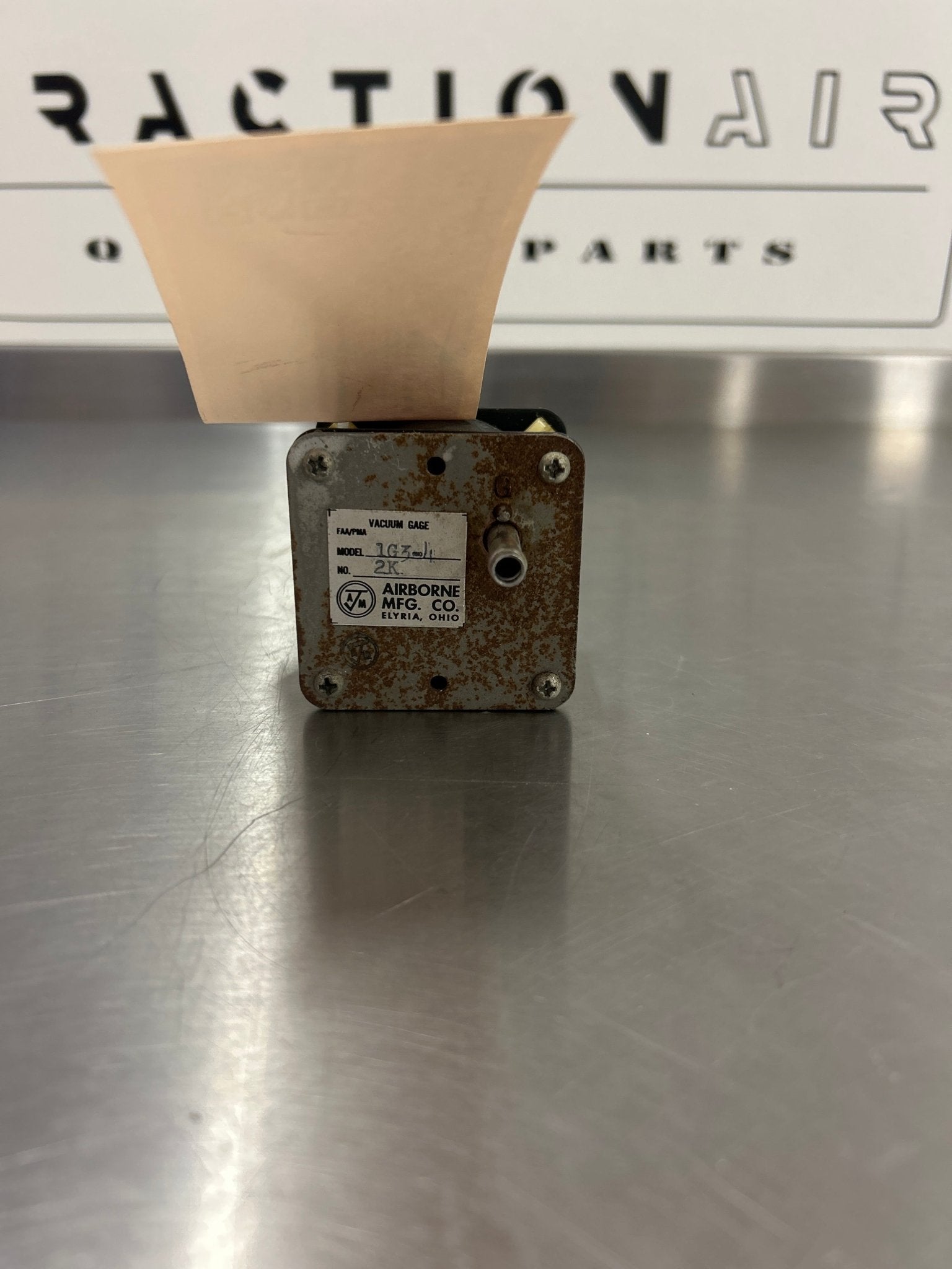 1G3 - 4 Succion Gauge | FractionAIR Parts - Aircraft Parts & Accessories