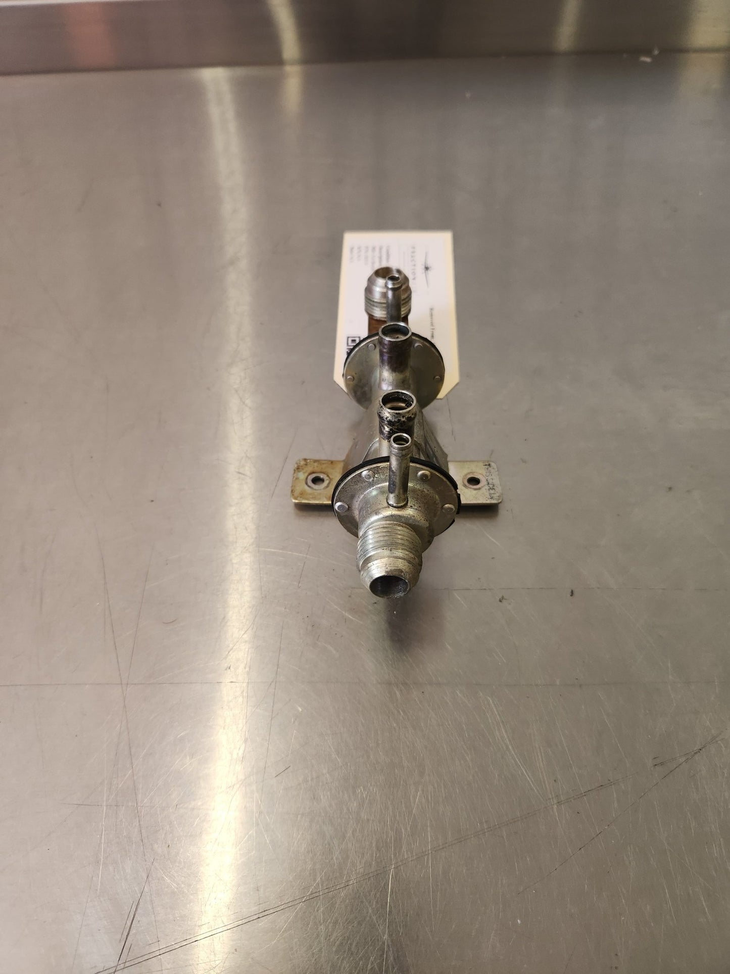 1H5 - 9 Air Borne VACUUM MANIFOLD | FractionAIR Parts - Aircraft Parts & Accessories