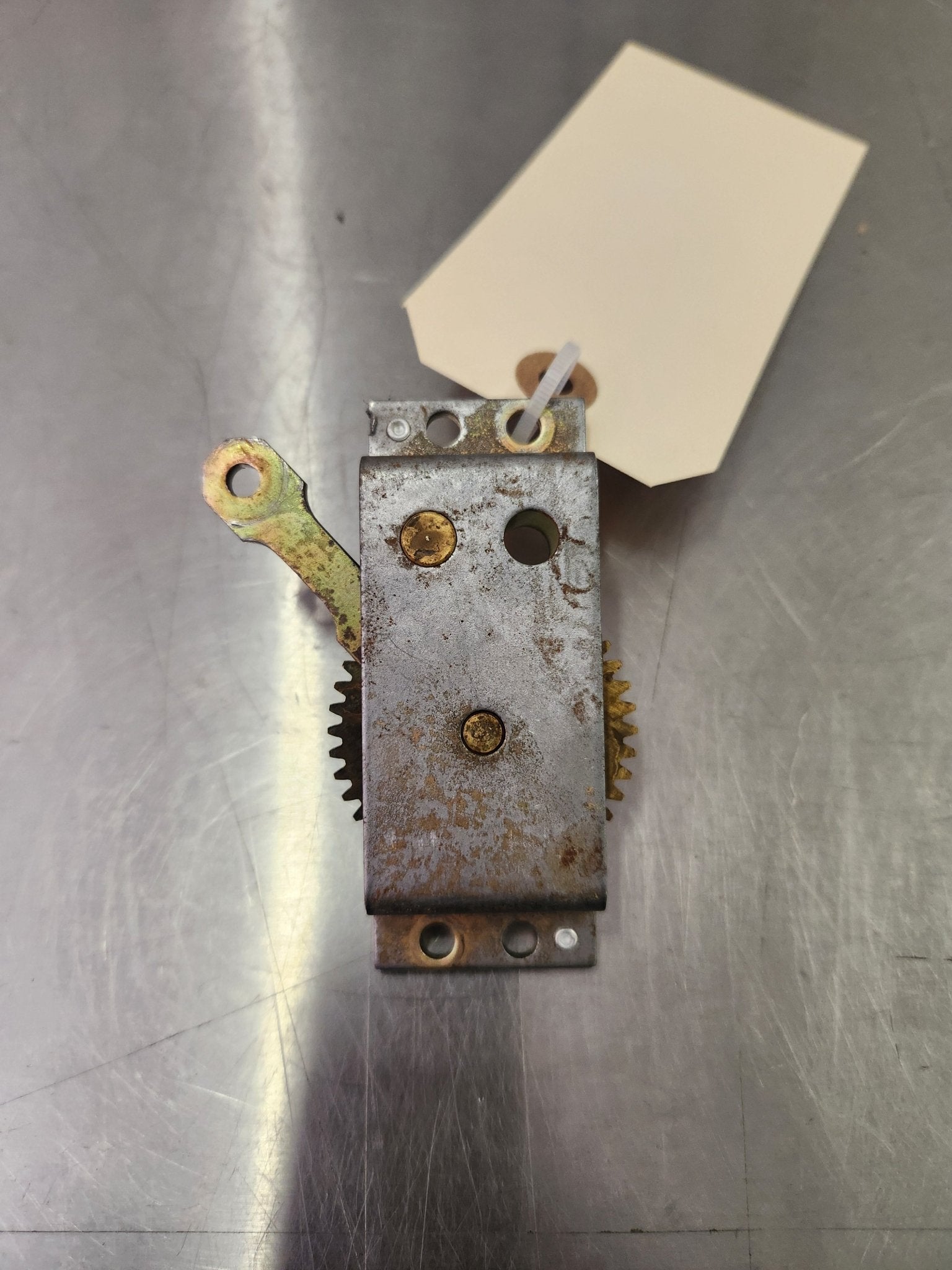 1M2 - 3 Airborne GEAR BOX ASSY - SELECTOR LH 5015104 - 3 | FractionAIR Parts - Aircraft Parts & Accessories