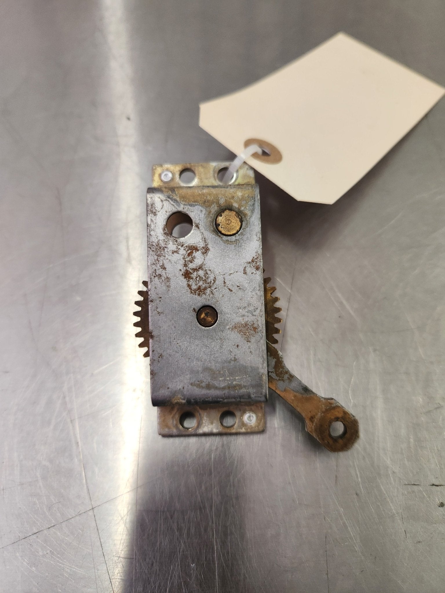1M2 - 4 Airborne GEAR BOX ASSY - SELECTOR RH 5015104 - 4 | FractionAIR Parts - Aircraft Parts & Accessories
