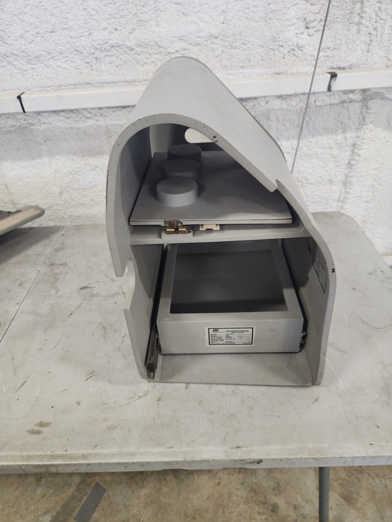 20590 - 001 Cabinet L/H | FractionAIR Parts - Aircraft Parts & Accessories