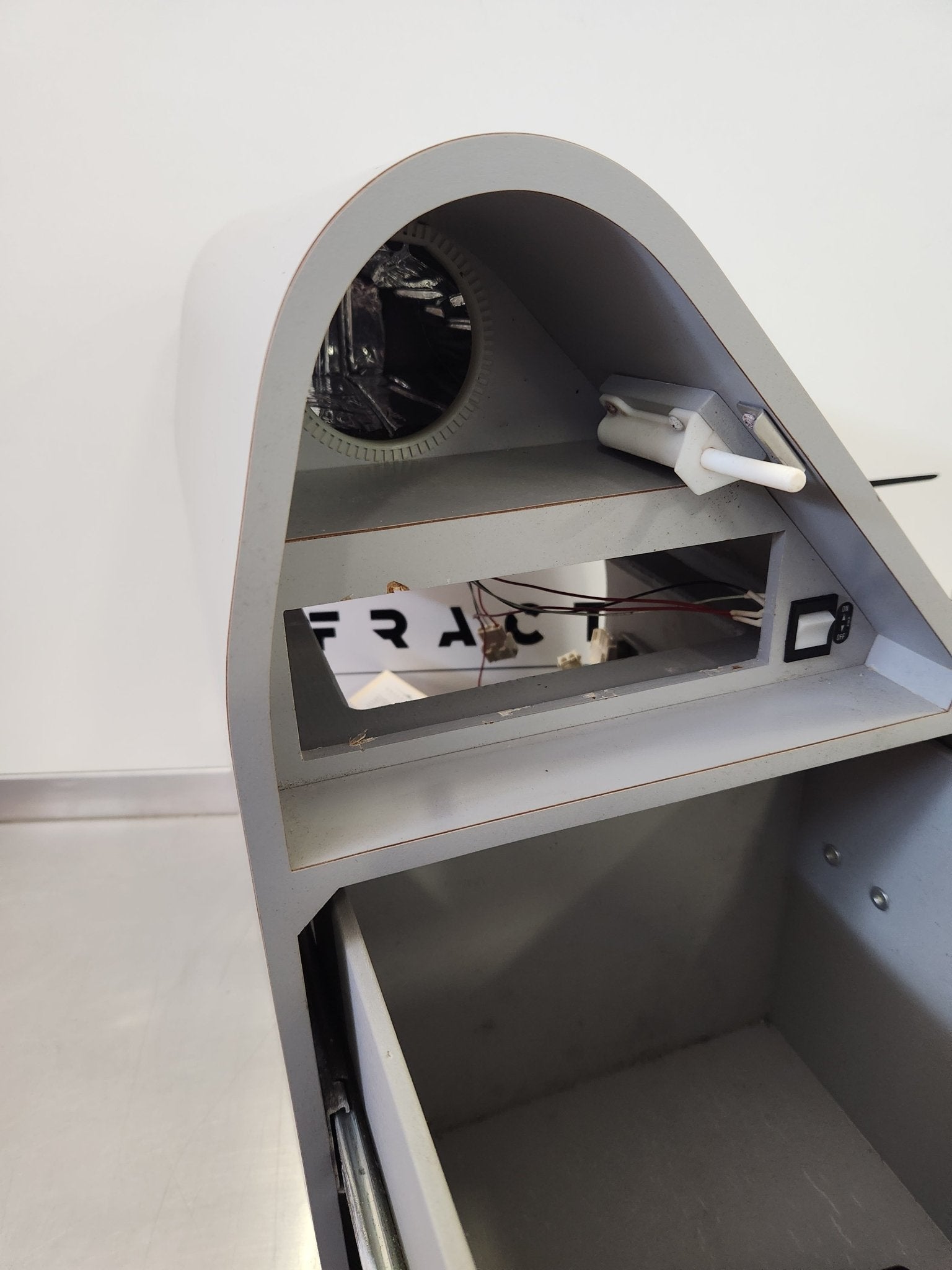 20590 - 002 PPI Cabinet R/H | FractionAIR Parts - Aircraft Parts & Accessories