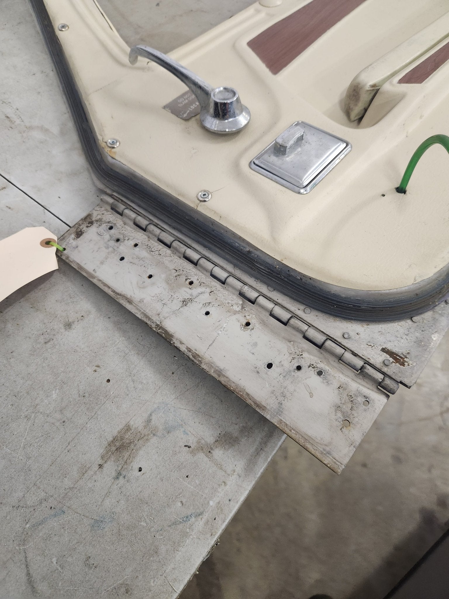 340124 - 1 Mooney M20F Complete Cabin Door Assy | FractionAIR Parts - Aircraft Parts & Accessories