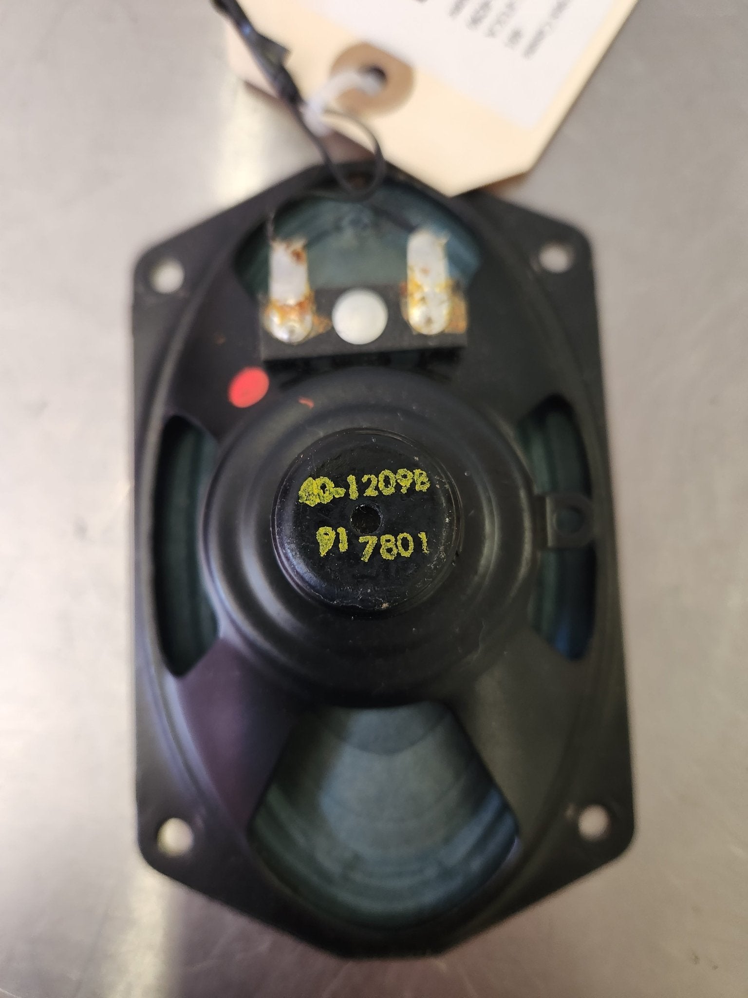 4012098 Cessna SPEAKER 5X3'' | FractionAIR Parts - Aircraft Parts & Accessories