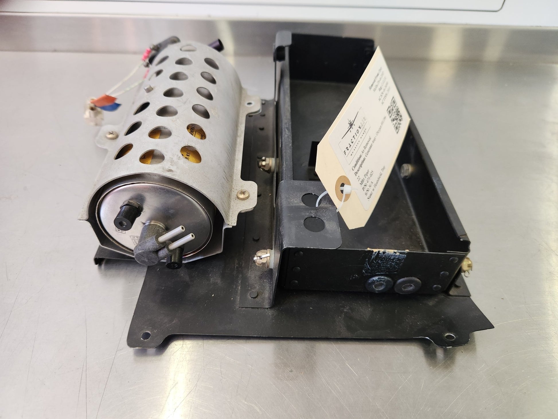471 - 025 Piper Generator Assy - Oxygen 801386 - 22 801386 - 22 | FractionAIR Parts - Aircraft Parts & Accessories