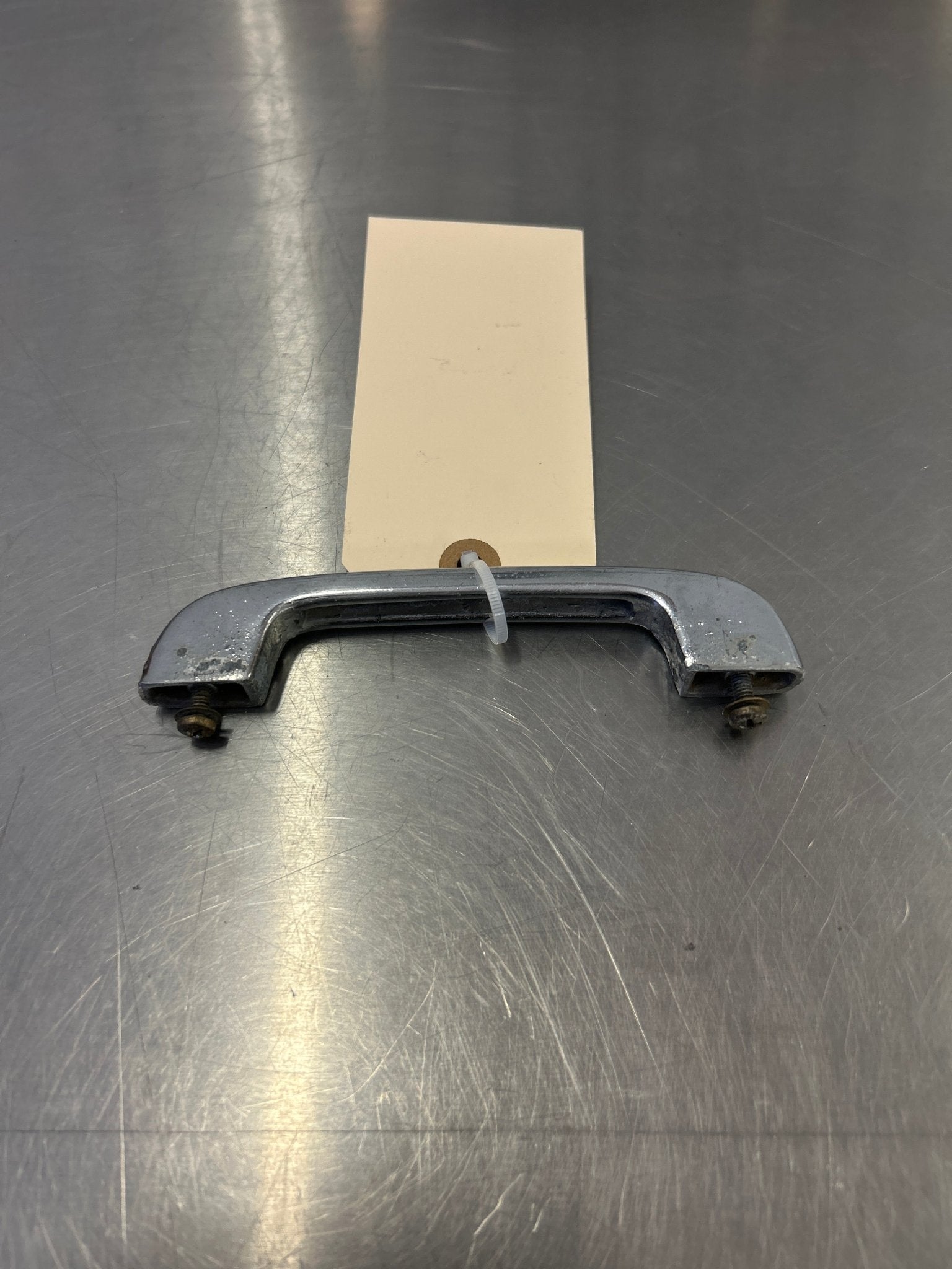 481 772 Piper HANDLE - Assist | FractionAIR Parts - Aircraft Parts & Accessories