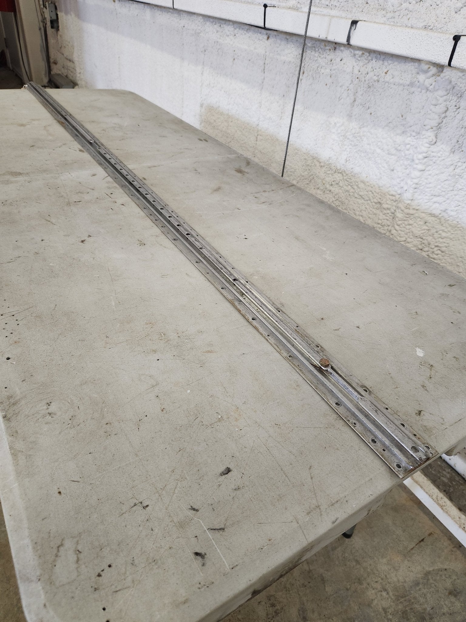 5011002 - 28 Cessna SEAT TRACK - RH INBD | FractionAIR Parts - Aircraft Parts & Accessories