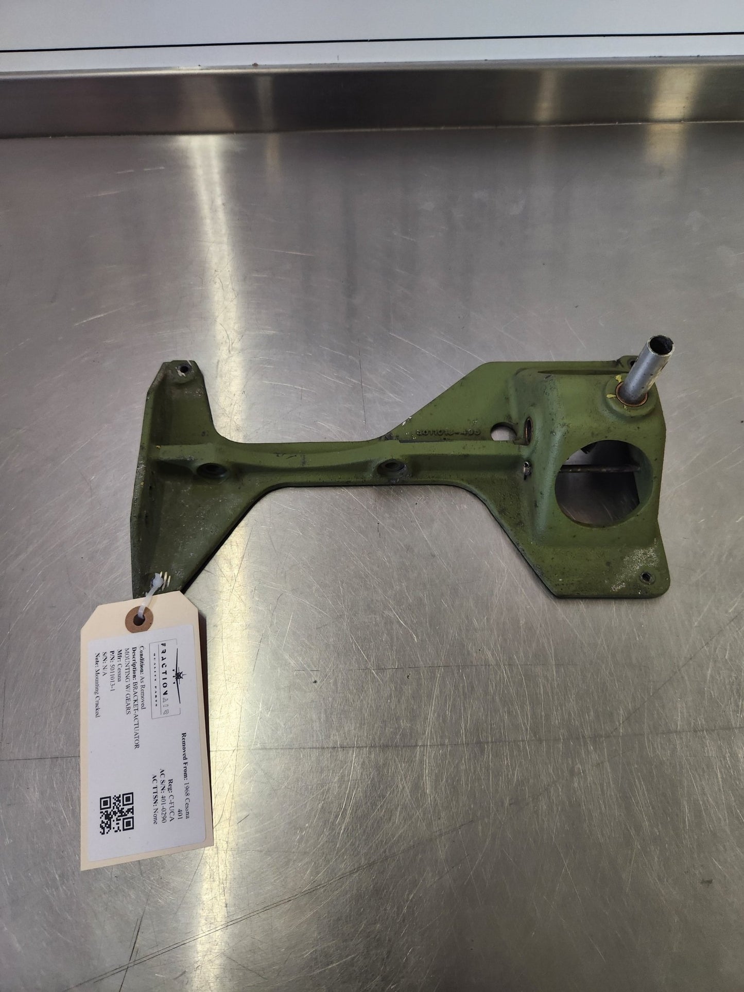 5011013 - 1 Cessna BRACKET - ACTUATOR MOUNTING W/ GEARS | FractionAIR Parts - Aircraft Parts & Accessories