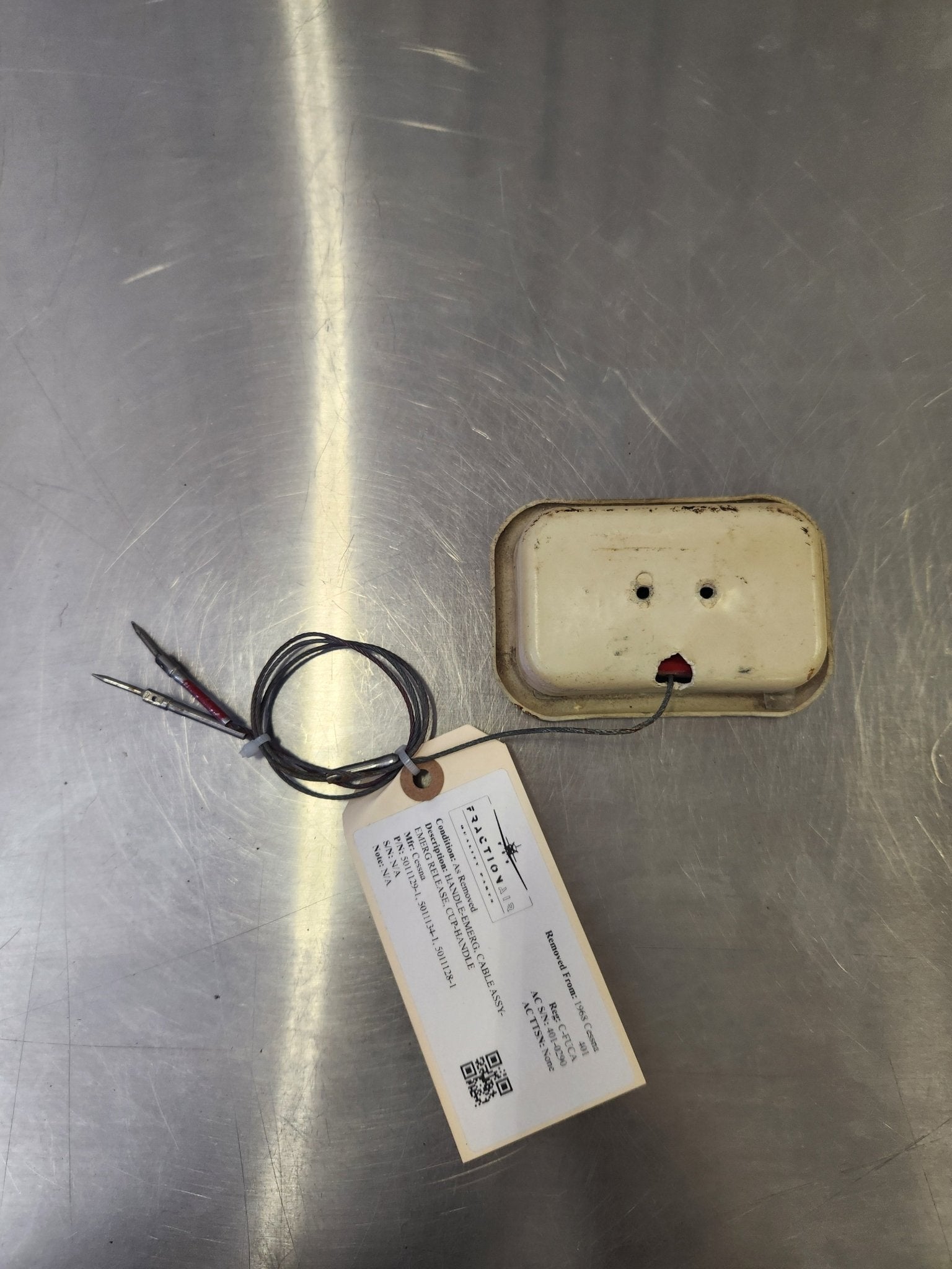 5011129 - 1, 5011134 - 1, 5011128 - 1 Cessna HANDLE - EMERG, CABLE ASSY - EMERG RELEASE, CUP - HANDLE | FractionAIR Parts - Aircraft Parts & Accessories
