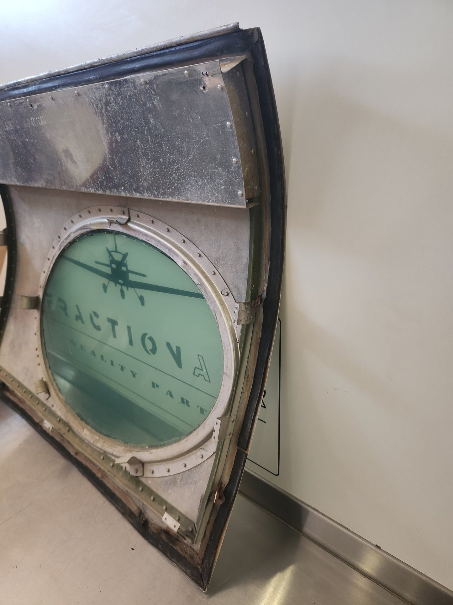 5011130 - 2 Cessna WINDOW ASSY - EMERGENCY EXIT | FractionAIR Parts - Aircraft Parts & Accessories