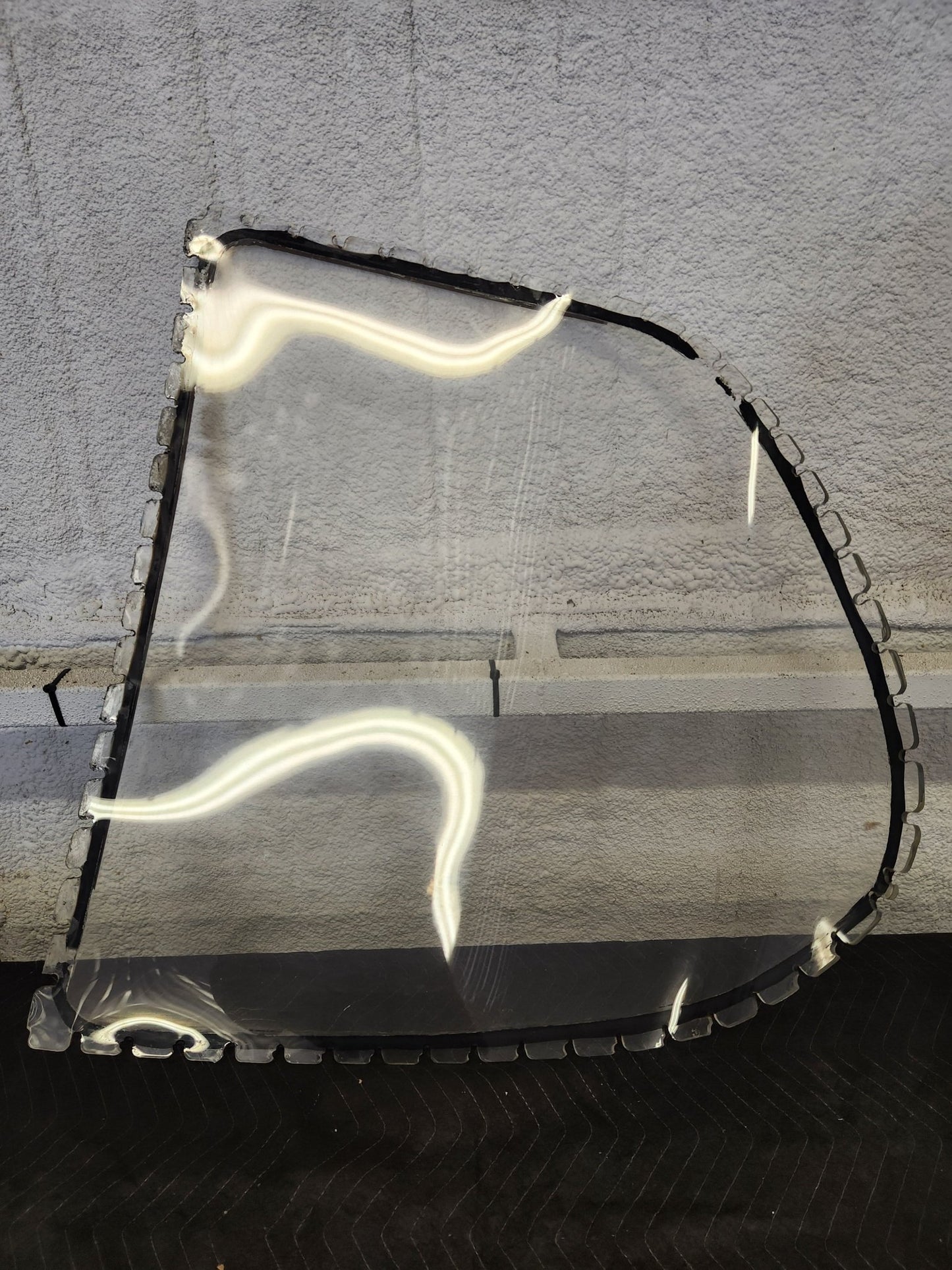 5011162 - 4 Cessna WINDSHIELD - RH | FractionAIR Parts - Aircraft Parts & Accessories