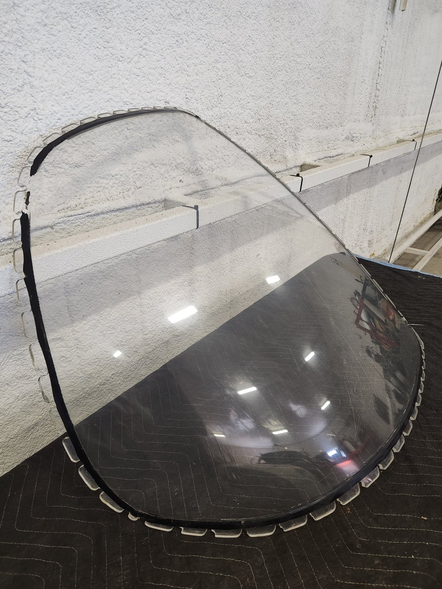 5011162 - 4 Cessna WINDSHIELD - RH | FractionAIR Parts - Aircraft Parts & Accessories