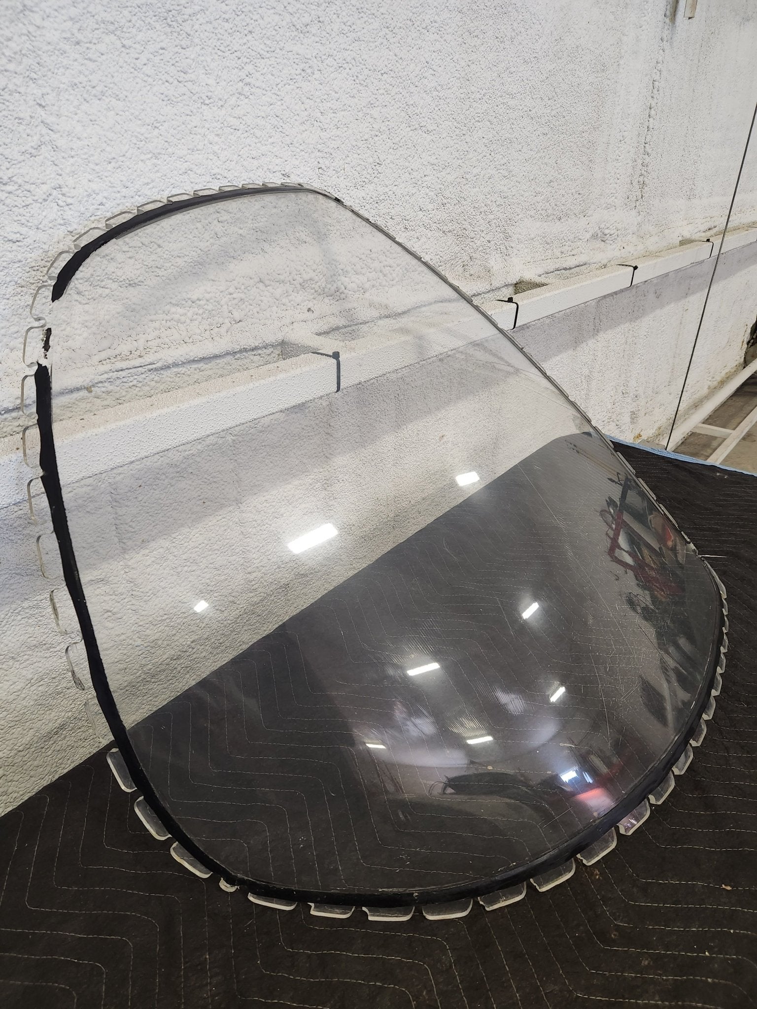5011162 - 4 Cessna WINDSHIELD - RH | FractionAIR Parts - Aircraft Parts & Accessories