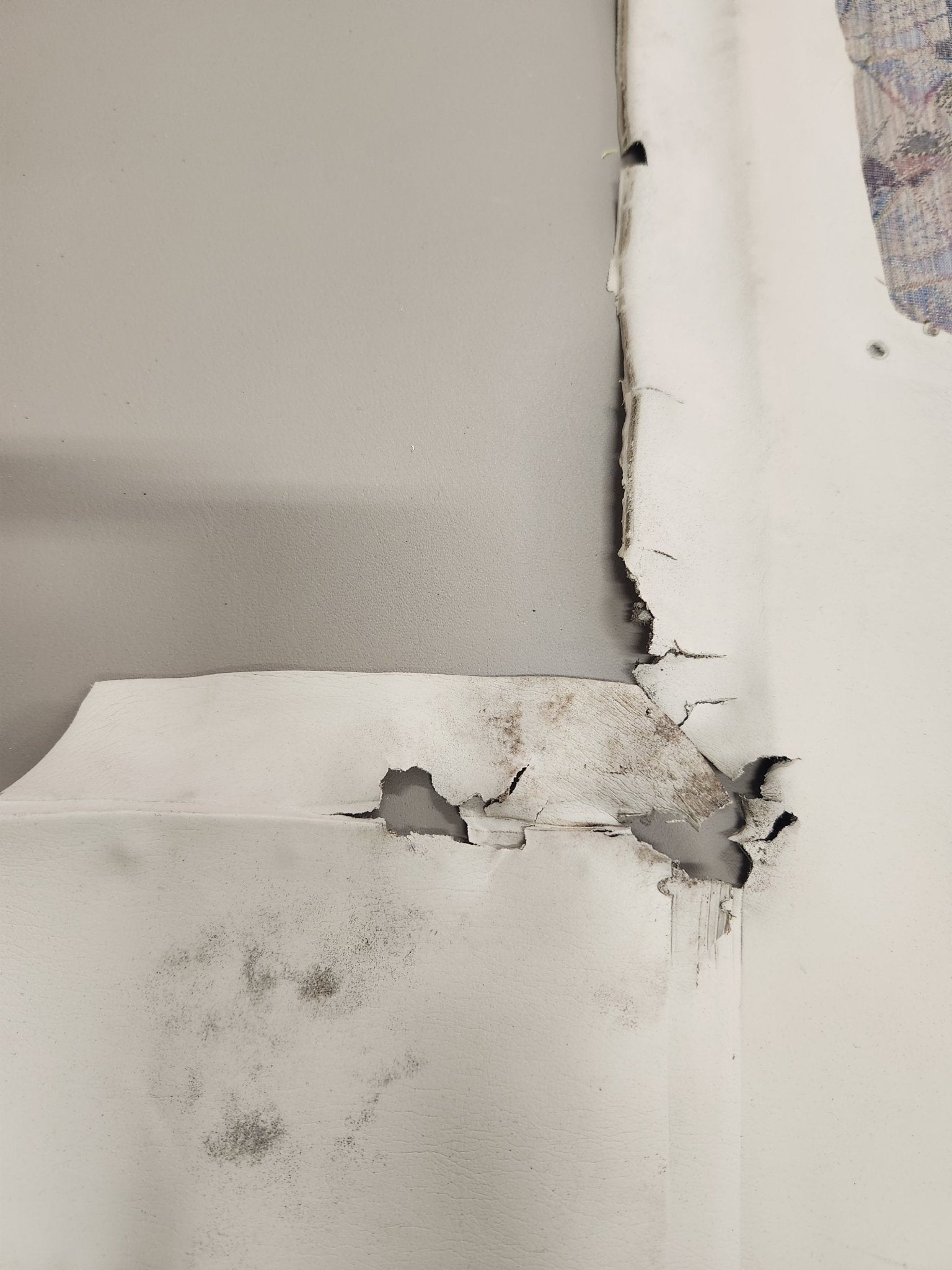 5014028 - 2 Cessna HEADLINER - RH W/ WIRES AND RETAINERS | FractionAIR Parts - Aircraft Parts & Accessories