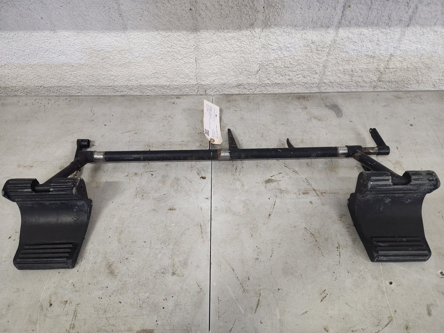 5015006 - 10 Cessna RUDDER PEDAL TORQUE TUBE ASSY - RUDDER RH 5015006 - 8 | FractionAIR Parts - Aircraft Parts & Accessories