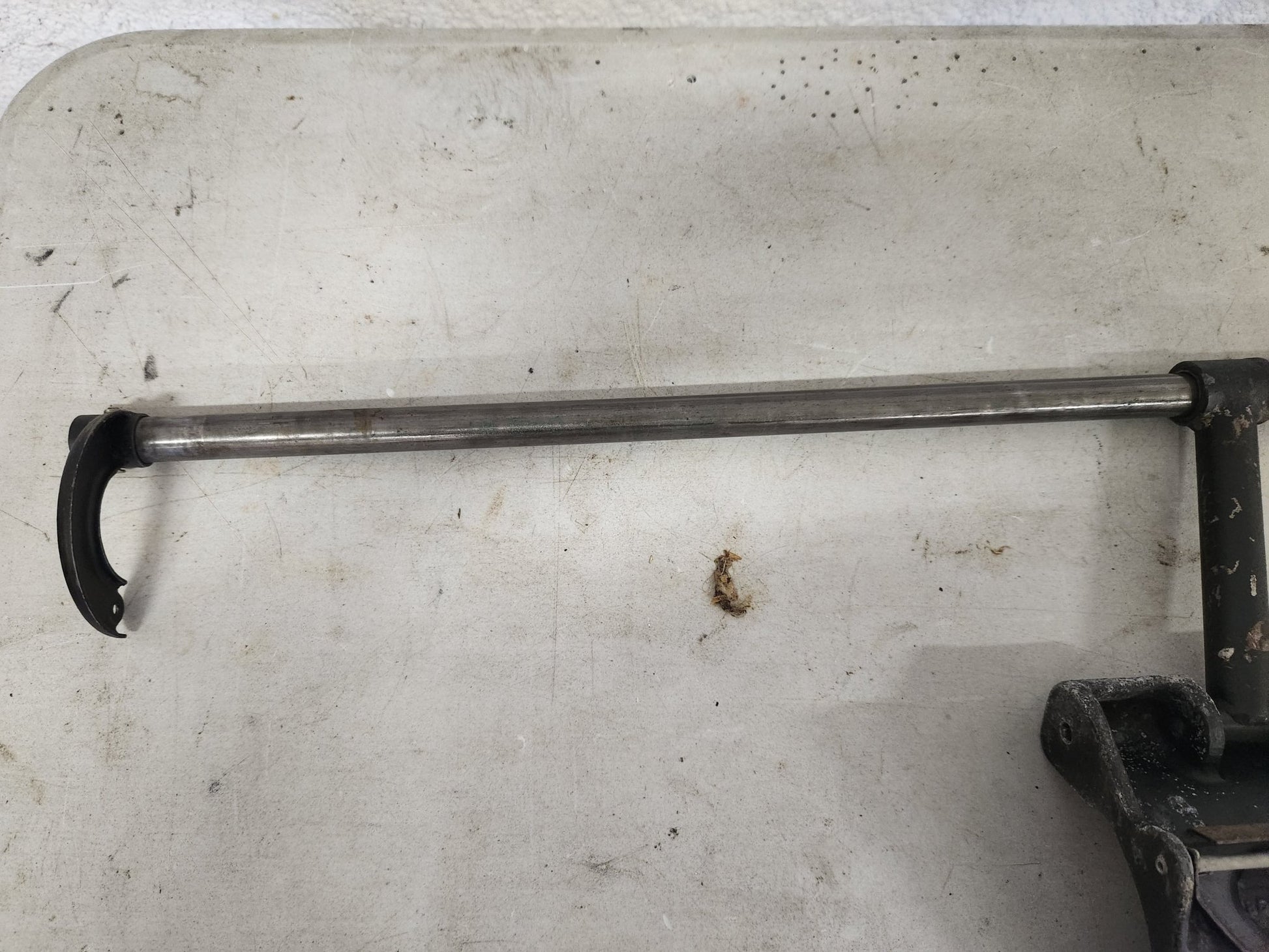 5015007 - 7 Cessna RUDDER PEDAL TORQUE TUBE ASSY - RUDDER LH 5015007 - 5 | FractionAIR Parts - Aircraft Parts & Accessories