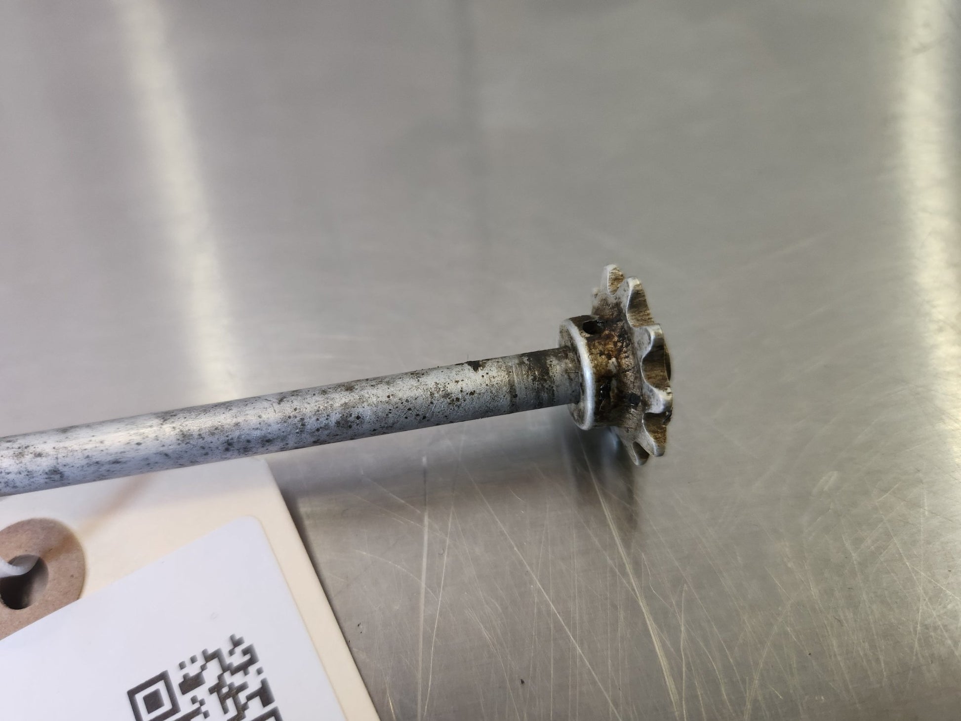 5015052 - 2, 5015059 - 1, H3222 Cessna WHEEL - AILERON TRIM ASSY W/SHAFT AND GEAR SPUR | FractionAIR Parts - Aircraft Parts & Accessories