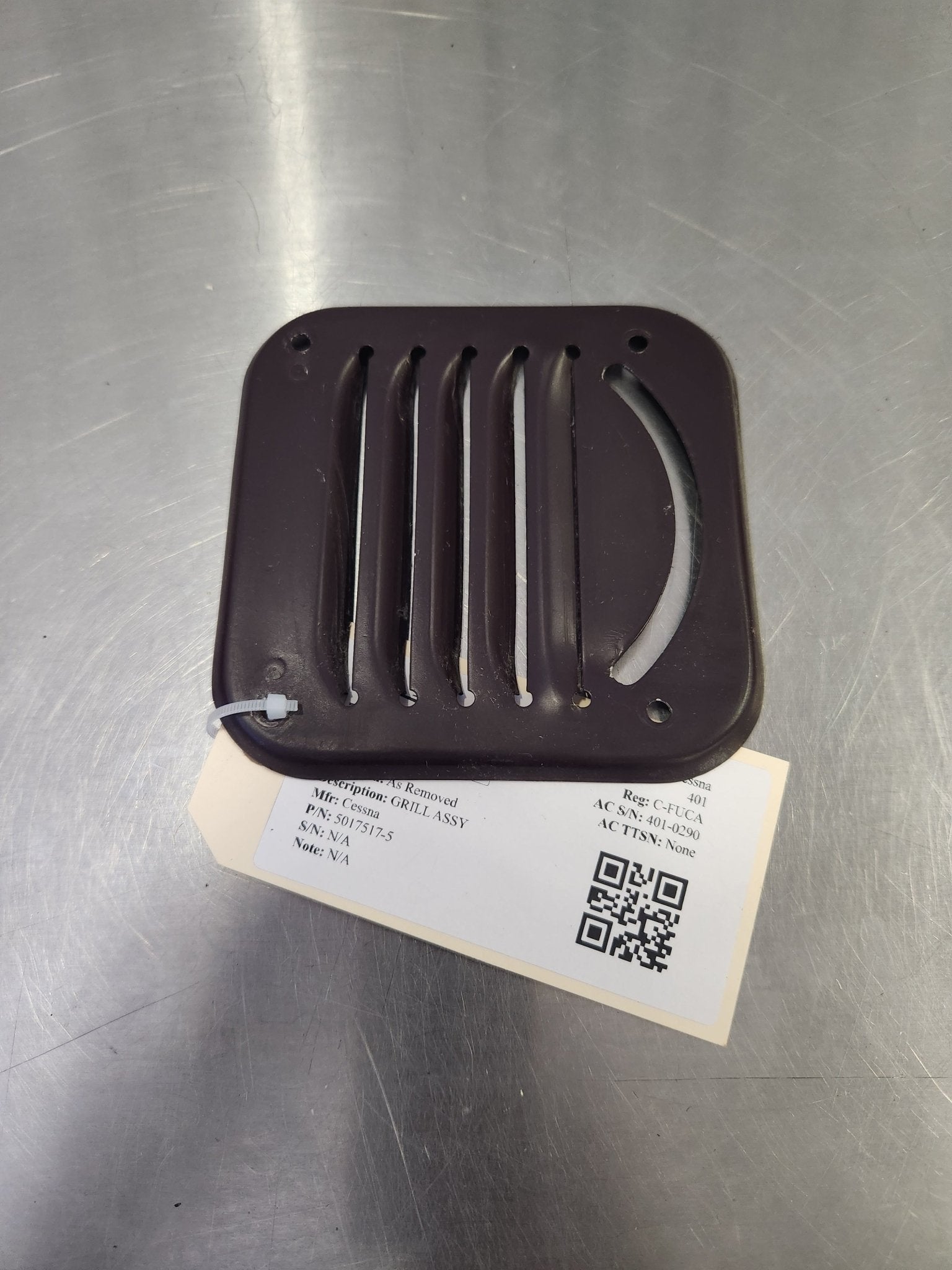 5017517 - 5 Cessna GRILL ASSY | FractionAIR Parts - Aircraft Parts & Accessories