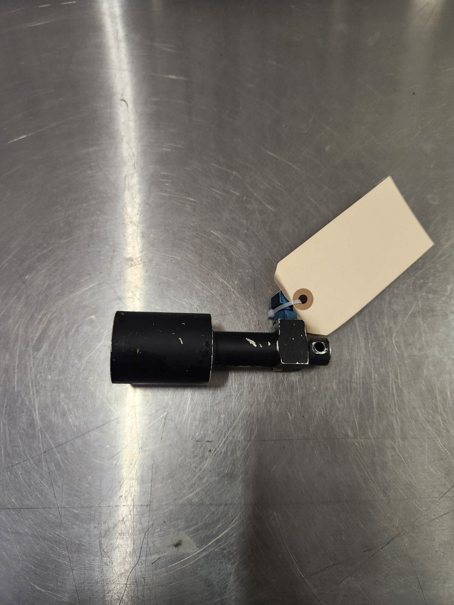 5044000 - 2 Cessna BODY - MASTER CYLINDER | FractionAIR Parts - Aircraft Parts & Accessories