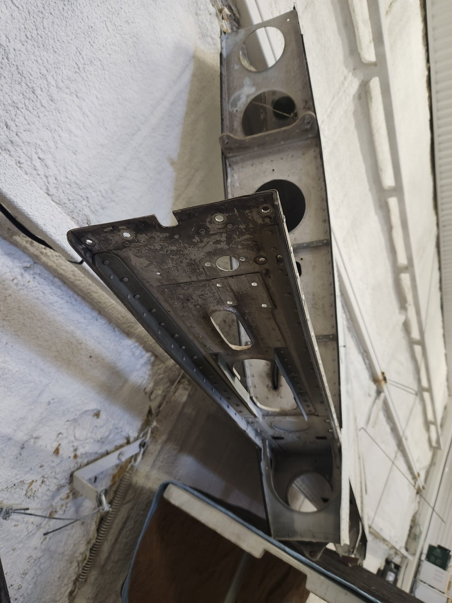 5131000 - 2 Cessna STABILIZER ASSY - VERTICAL | FractionAIR Parts - Aircraft Parts & Accessories