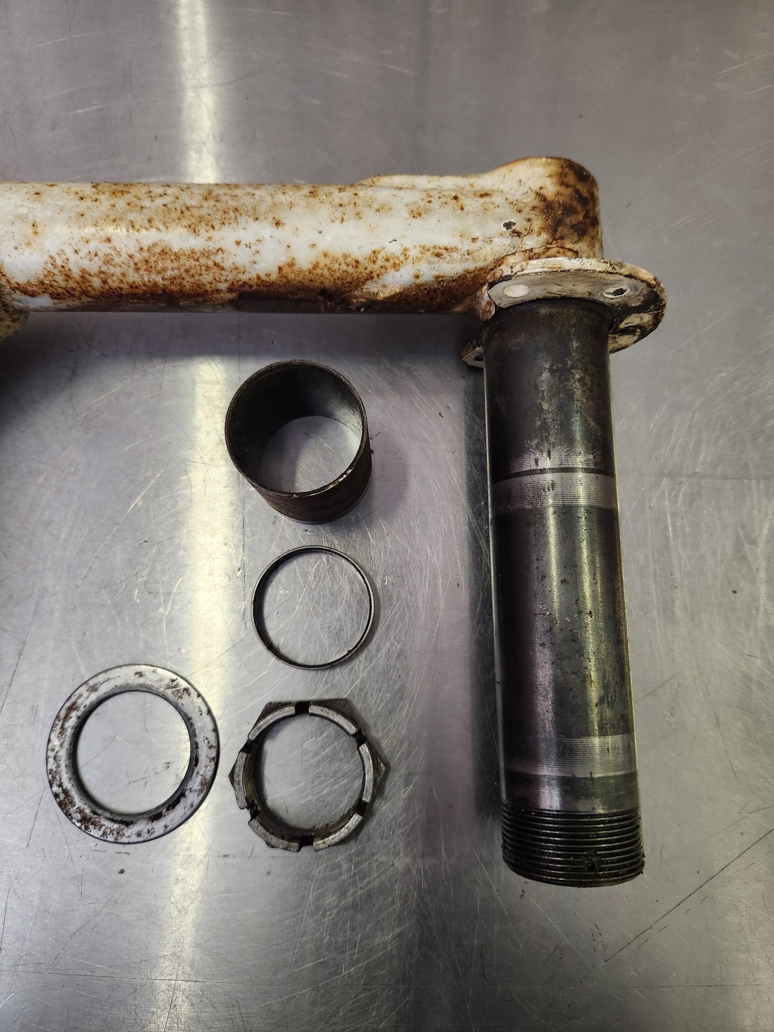 520002 - 501 Mooney Spindle Assy LH | FractionAIR Parts - Aircraft Parts & Accessories