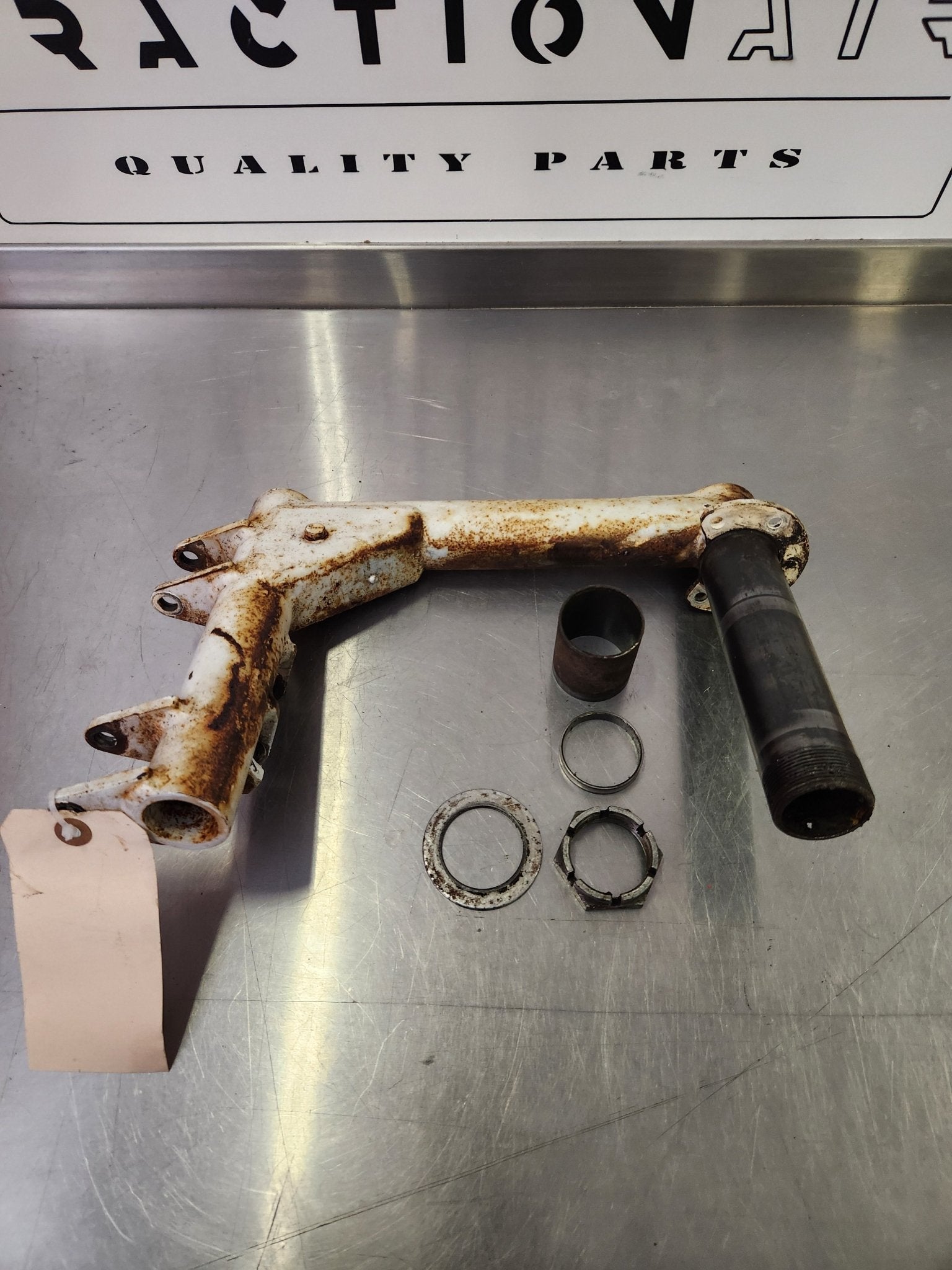 520002 - 501 Mooney Spindle Assy LH | FractionAIR Parts - Aircraft Parts & Accessories